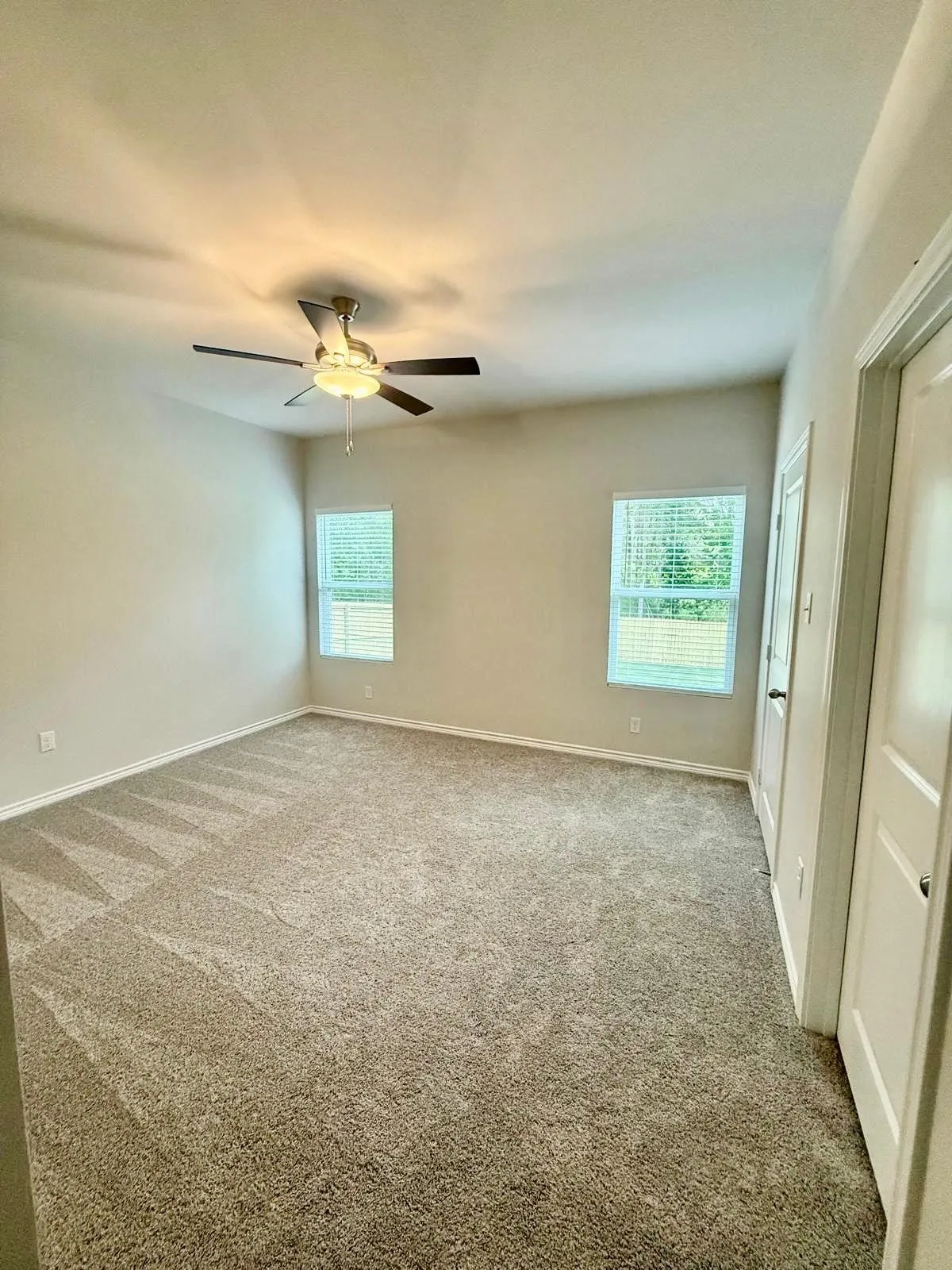 Single Family Residence For Rent in Gregg County , 2703 southern oaks drive, Longview, Texas 75604, 4 Bedroom, 2 Bathroom, 2 Garage spaces, 1,454 Sqft, built in 2026, mls#21384374, Real Estate Agent in Longview, Homes For Rent in Gregg county, Homes For Rent in Longview, Realtor in Longview Texas, Real Estate Brokerage Independent Realty Texas, Luminita Cordes Realtor