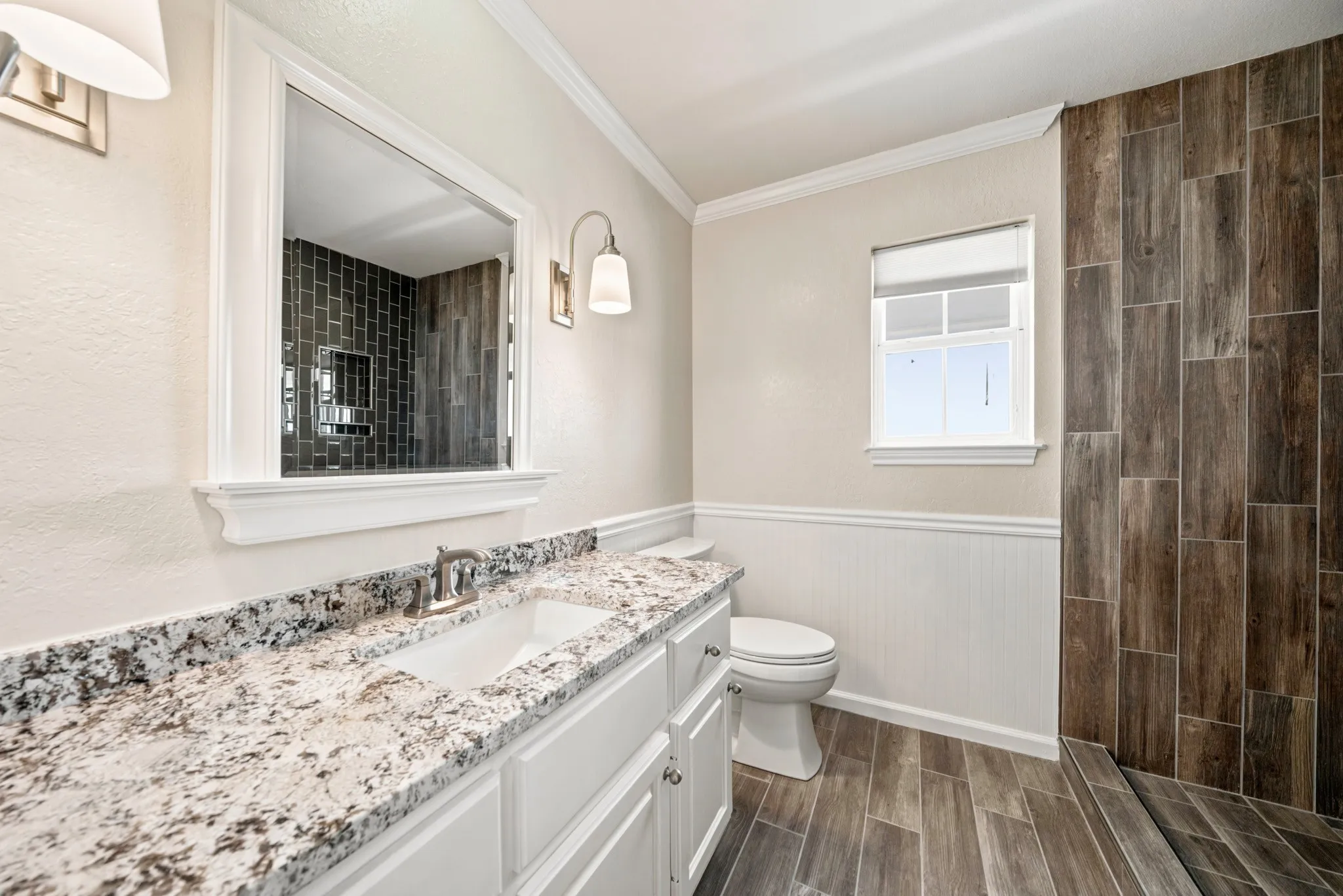 4th bathroom