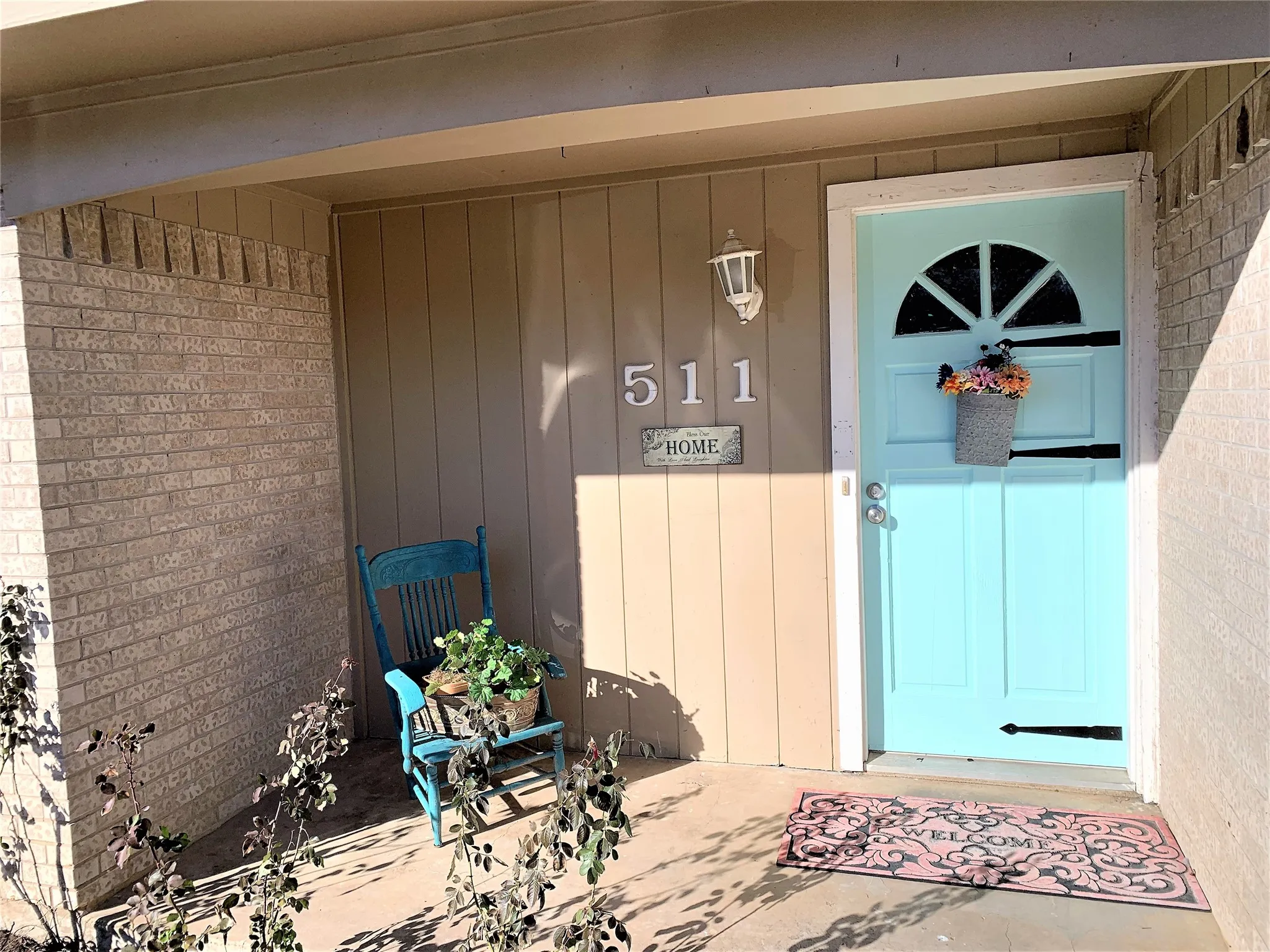 Single Family Residence For Sale in Denton County , 511 Jupiter, Denton, Texas 76209, 3 Bedroom, 2 Bathroom, 1 Garage spaces, 1,076 Sqft, built in 1965, mls#21383988, Real Estate Agent in Denton, Homes For Sale in Denton county, Homes For Sale in Denton, Realtor in Denton Texas, Real Estate Brokerage Independent Realty Texas, Luminita Cordes Realtor