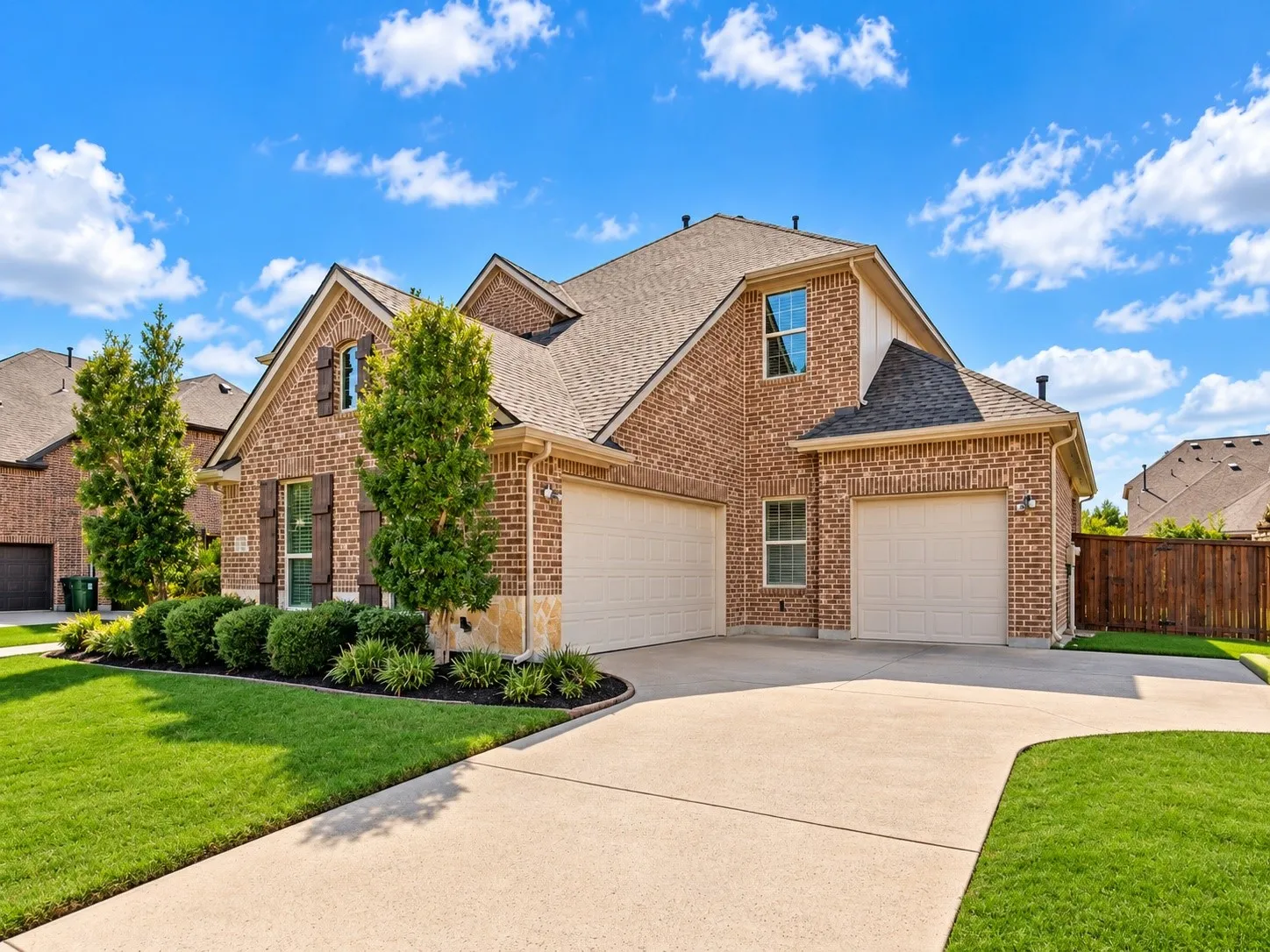 Single Family Residence For Rent in Collin County , 204 Whitewing Lane, Murphy, Texas 75094, 5 Bedroom, 4 Bathroom, 3 Garage spaces, 3,255 Sqft, built in 2015, mls#21384384, Real Estate Agent in Murphy, Homes For Rent in Collin county, Homes For Rent in Murphy, Realtor in Murphy Texas, Real Estate Brokerage Independent Realty Texas, Luminita Cordes Realtor