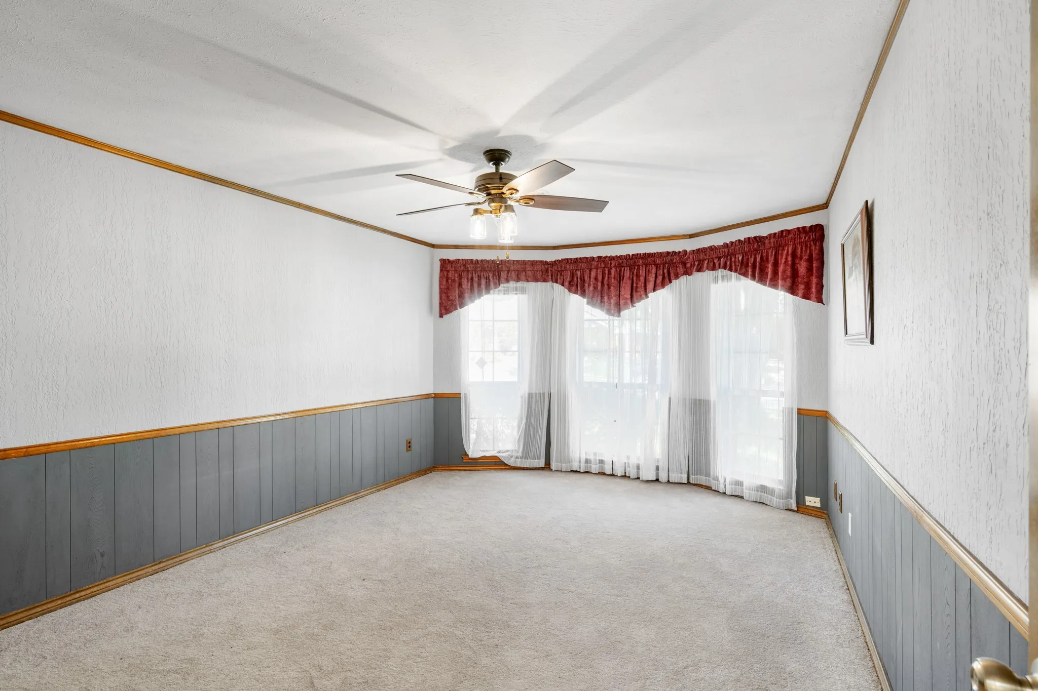 Secondary bedroom with attached bathroom. Great for an older teenager or mother in law suite.