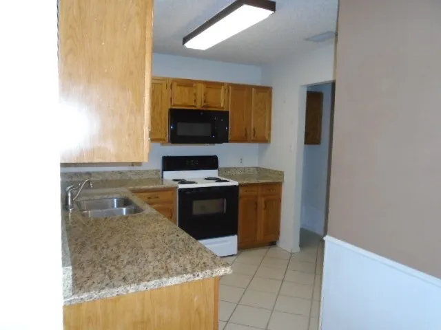 Townhouse For Rent in Taylor County , 3194 Chimney Circle, Abilene, Texas 79606, 2 Bedroom, 2 Bathroom, 2 Garage spaces, 1,216 Sqft, built in 1983, mls#21384392, Real Estate Agent in Abilene, Homes For Rent in Taylor county, Homes For Rent in Abilene, Realtor in Abilene Texas, Real Estate Brokerage Independent Realty Texas, Luminita Cordes Realtor