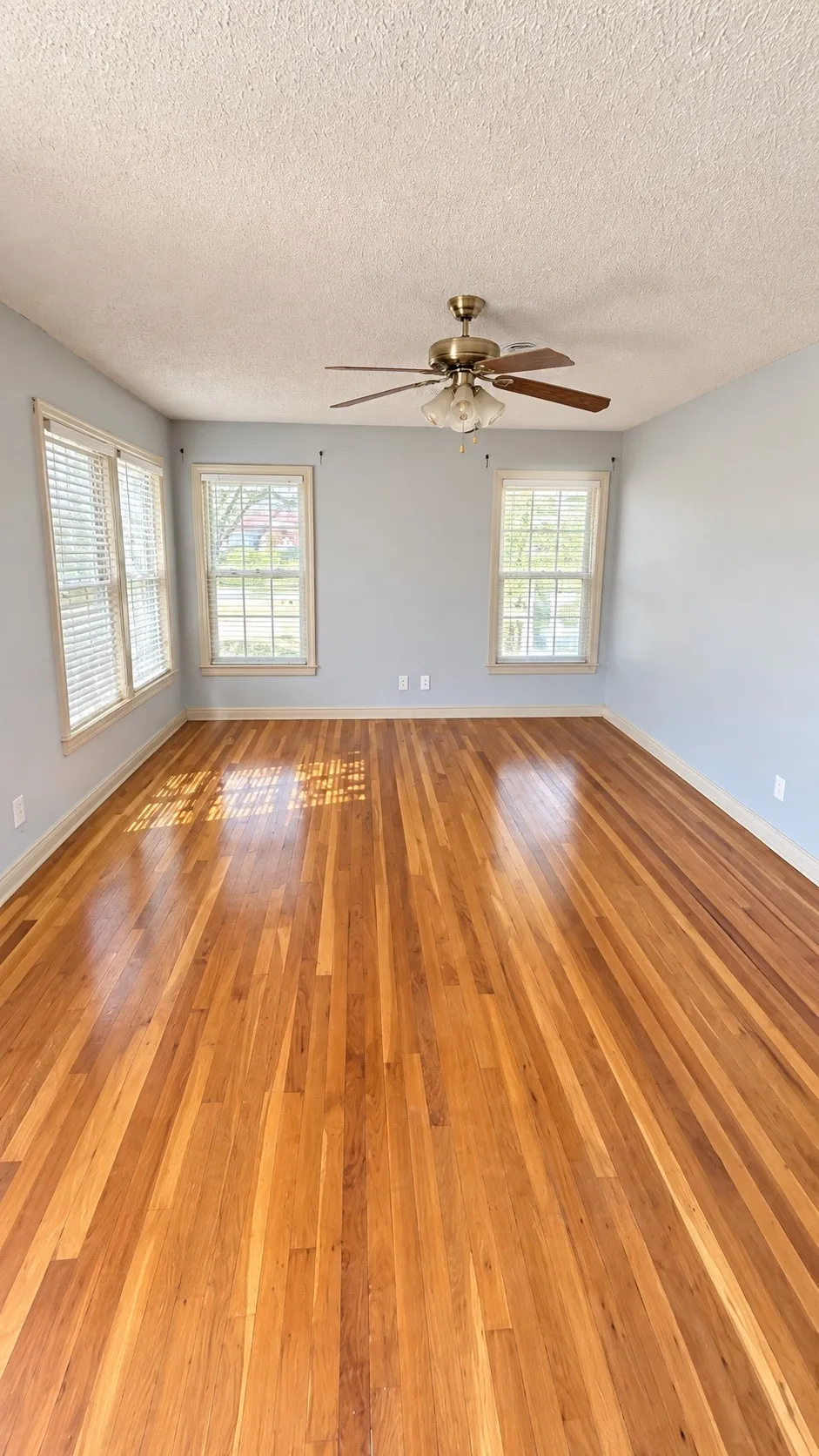Single Family Residence For Sale in Taylor County , 1874 Jeanette Street, Abilene, Texas 79602, 3 Bedroom, 2 Bathroom, Garage spaces, 1,310 Sqft, built in 1950, mls#21384396, Real Estate Agent in Abilene, Homes For Sale in Taylor county, Homes For Sale in Abilene, Realtor in Abilene Texas, Real Estate Brokerage Independent Realty Texas, Luminita Cordes Realtor