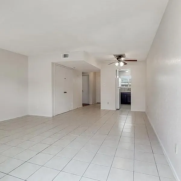 Townhouse For Rent in Tarrant County , 7504 Chapin Road B, Fort Worth, Texas 76116, 2 Bedroom, 2 Bathroom, Garage spaces, 1,075 Sqft, built in 1984, mls#21375734, Real Estate Agent in Fort Worth, Homes For Rent in Tarrant county, Homes For Rent in Fort Worth, Realtor in Fort Worth Texas, Real Estate Brokerage Independent Realty Texas, Luminita Cordes Realtor