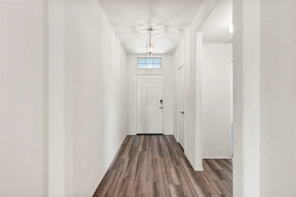 Single Family Residence For Sale in Kaufman County , 2901 Panhandle Drive, Heartland, Texas 75126, 4 Bedroom, 2 Bathroom, 2 Garage spaces, 2,009 Sqft, built in 2019, mls#21384410, Real Estate Agent in Heartland, Homes For Sale in Kaufman county, Homes For Sale in Heartland, Realtor in Heartland Texas, Real Estate Brokerage Independent Realty Texas, Luminita Cordes Realtor