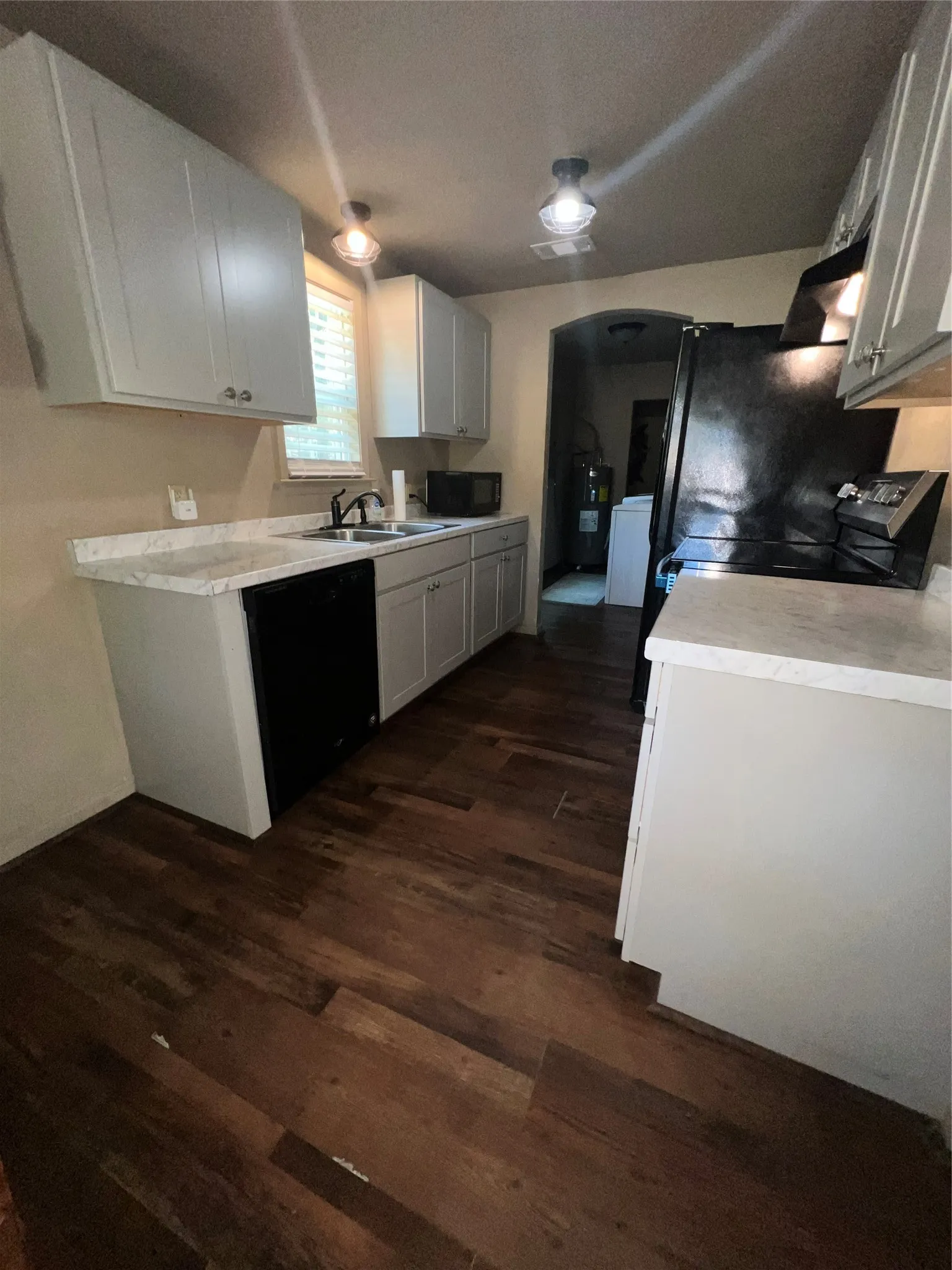 Single Family Residence For Sale in Van Zandt County , 863 Vz County Road 1213, Canton, Texas 75103, 2 Bedroom, 2 Bathroom, Garage spaces, 1,215 Sqft, built in 1959, mls#21382131, Real Estate Agent in Canton, Homes For Sale in Van Zandt county, Homes For Sale in Canton, Realtor in Canton Texas, Real Estate Brokerage Independent Realty Texas, Luminita Cordes Realtor