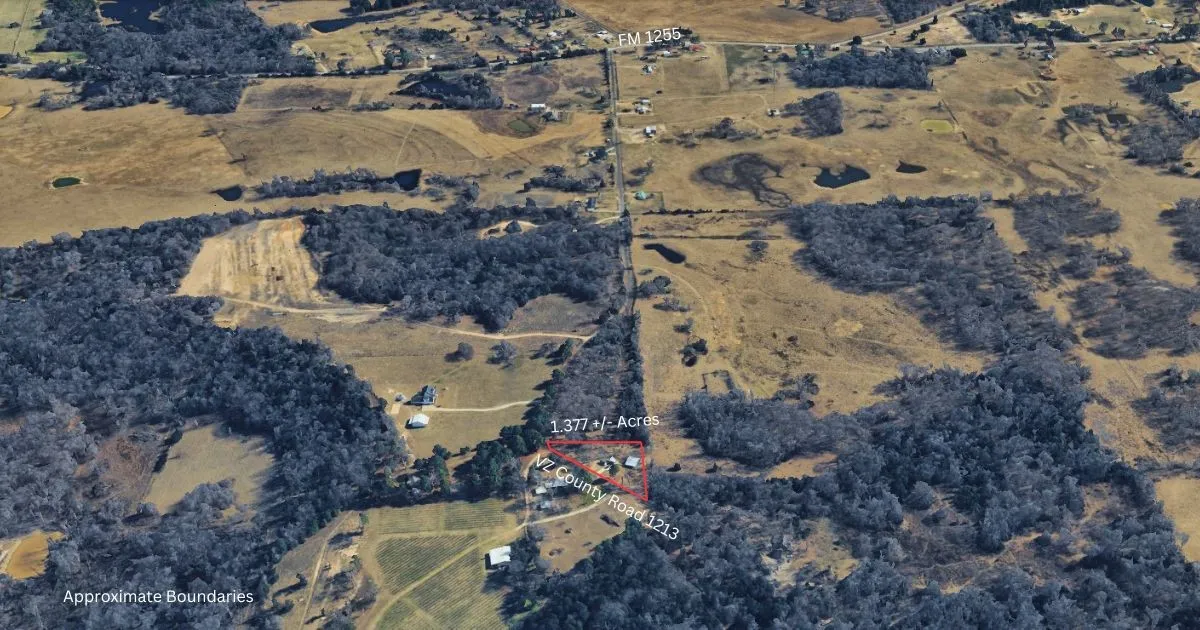 Single Family Residence For Sale in Van Zandt County , 863 Vz County Road 1213, Canton, Texas 75103, 2 Bedroom, 2 Bathroom, Garage spaces, 1,215 Sqft, built in 1959, mls#21382131, Real Estate Agent in Canton, Homes For Sale in Van Zandt county, Homes For Sale in Canton, Realtor in Canton Texas, Real Estate Brokerage Independent Realty Texas, Luminita Cordes Realtor