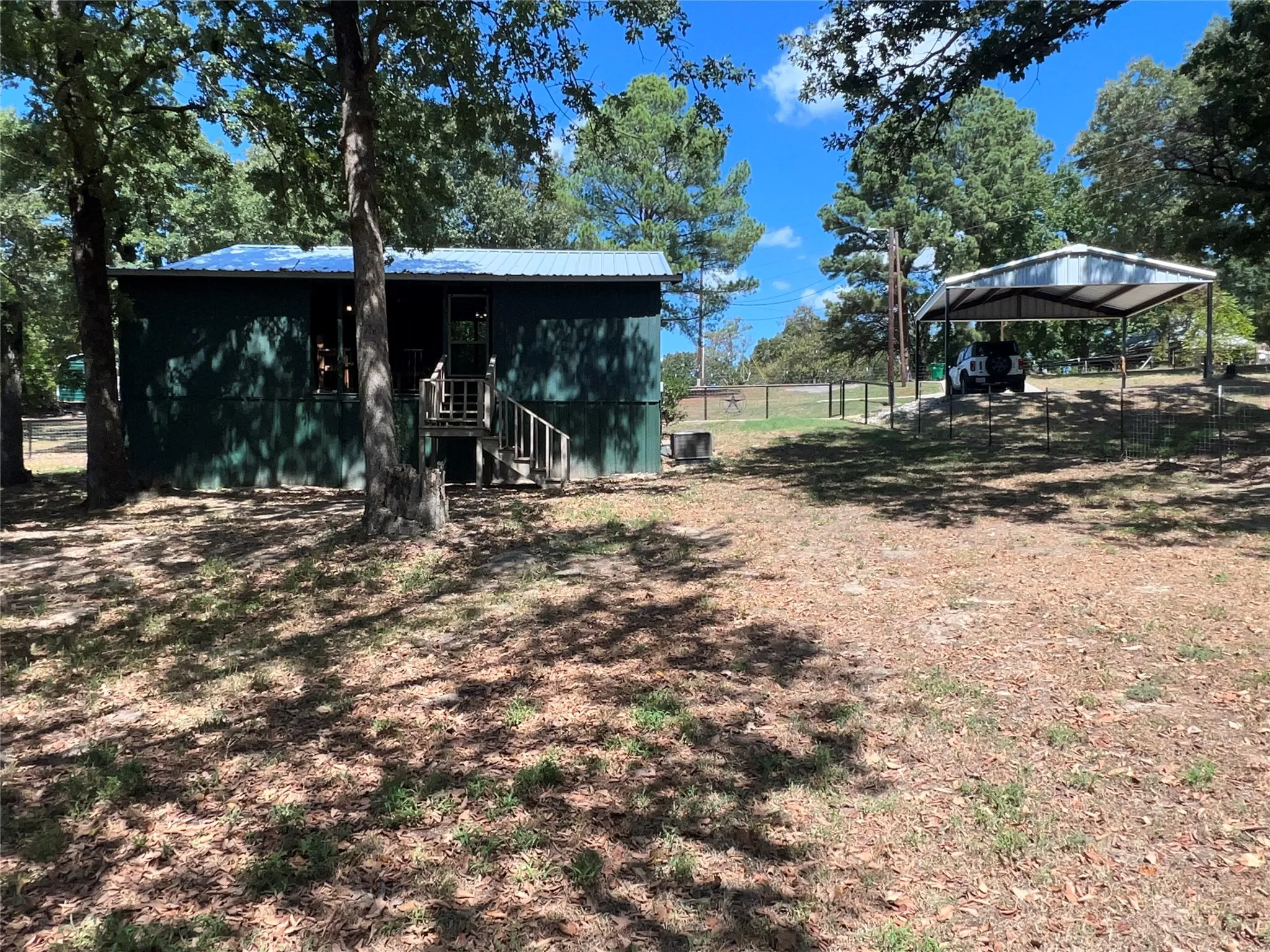 Single Family Residence For Sale in Van Zandt County , 863 Vz County Road 1213, Canton, Texas 75103, 2 Bedroom, 2 Bathroom, Garage spaces, 1,215 Sqft, built in 1959, mls#21382131, Real Estate Agent in Canton, Homes For Sale in Van Zandt county, Homes For Sale in Canton, Realtor in Canton Texas, Real Estate Brokerage Independent Realty Texas, Luminita Cordes Realtor