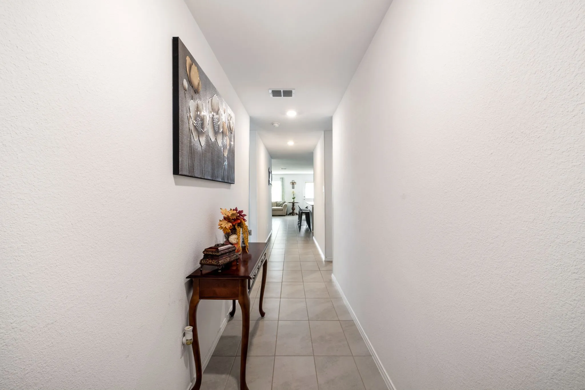 Single Family Residence For Rent in Dallas County , 1636 Bluff View Drive, Hutchins, Texas 75141, 4 Bedroom, 2 Bathroom, 2 Garage spaces, 1,712 Sqft, built in 2023, mls#21381702, Real Estate Agent in Hutchins, Homes For Rent in Dallas county, Homes For Rent in Hutchins, Realtor in Hutchins Texas, Real Estate Brokerage Independent Realty Texas, Luminita Cordes Realtor
