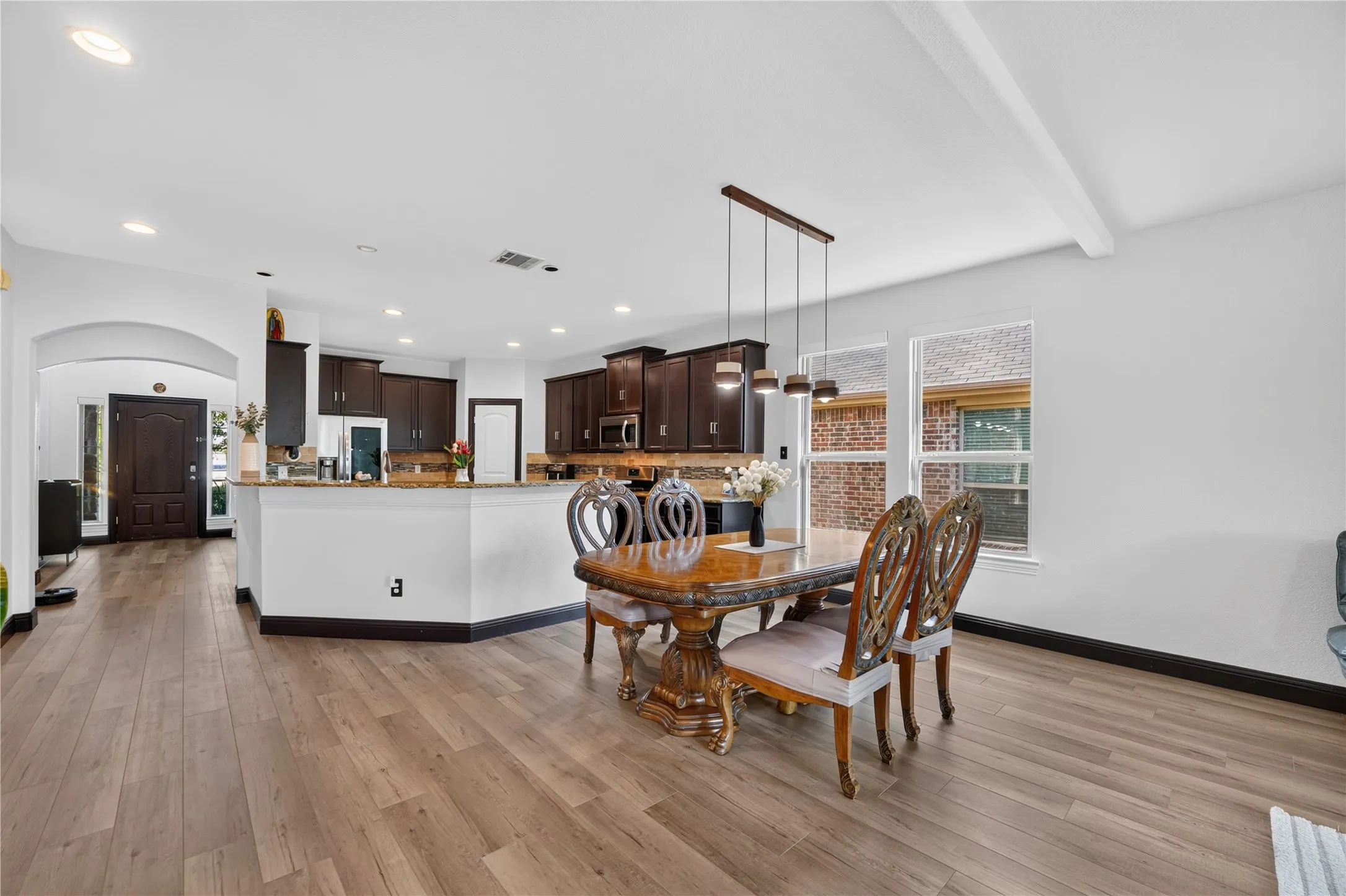 Single Family Residence For Sale in Denton County , 4000 Fordham Street, Frisco, Texas 75036, 4 Bedroom, 4 Bathroom, 2 Garage spaces, 2,727 Sqft, built in 2014, mls#21381963, Real Estate Agent in Frisco, Homes For Sale in Denton county, Homes For Sale in Frisco, Realtor in Frisco Texas, Real Estate Brokerage Independent Realty Texas, Luminita Cordes Realtor