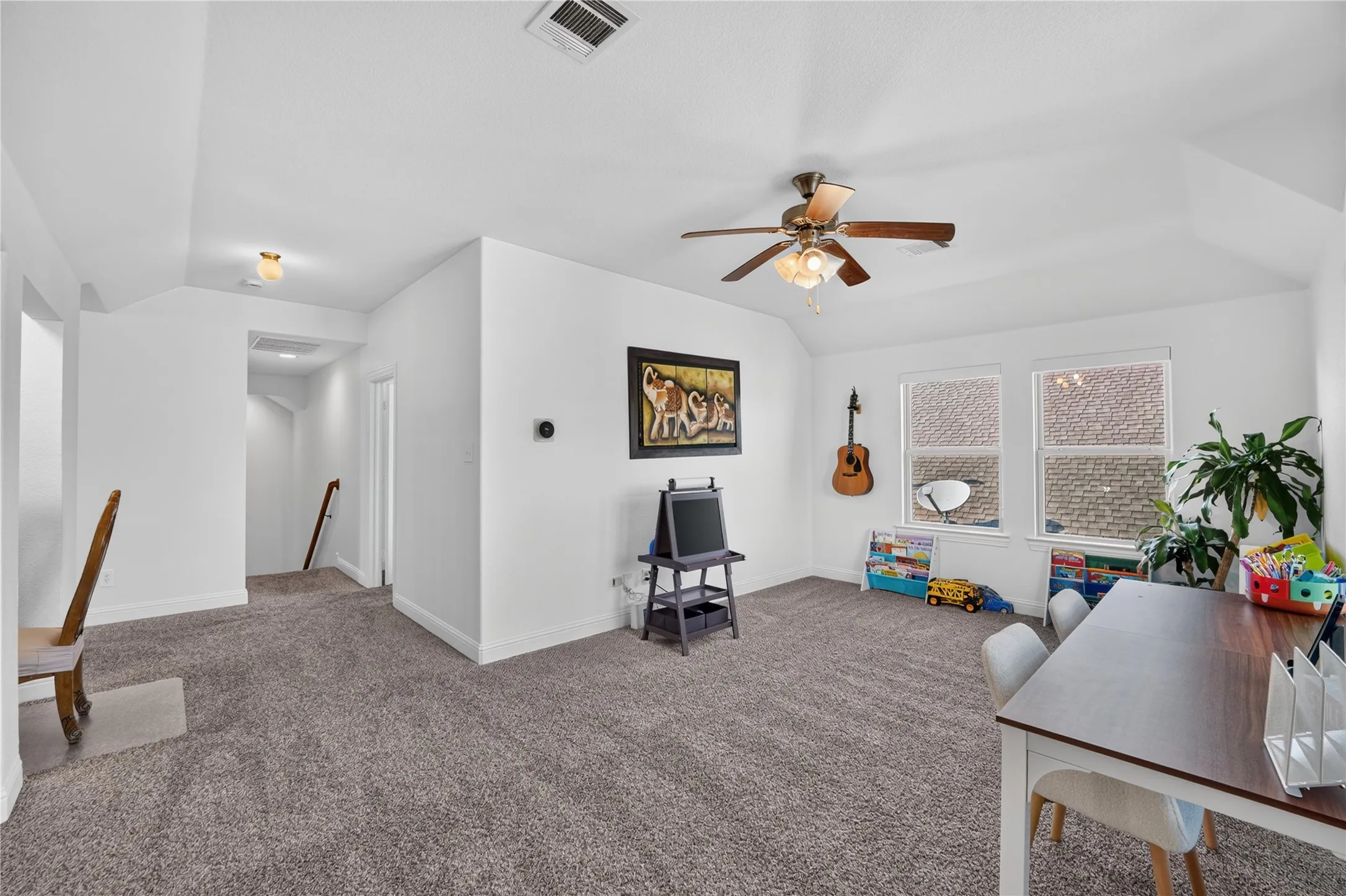 Single Family Residence For Sale in Denton County , 4000 Fordham Street, Frisco, Texas 75036, 4 Bedroom, 4 Bathroom, 2 Garage spaces, 2,727 Sqft, built in 2014, mls#21381963, Real Estate Agent in Frisco, Homes For Sale in Denton county, Homes For Sale in Frisco, Realtor in Frisco Texas, Real Estate Brokerage Independent Realty Texas, Luminita Cordes Realtor