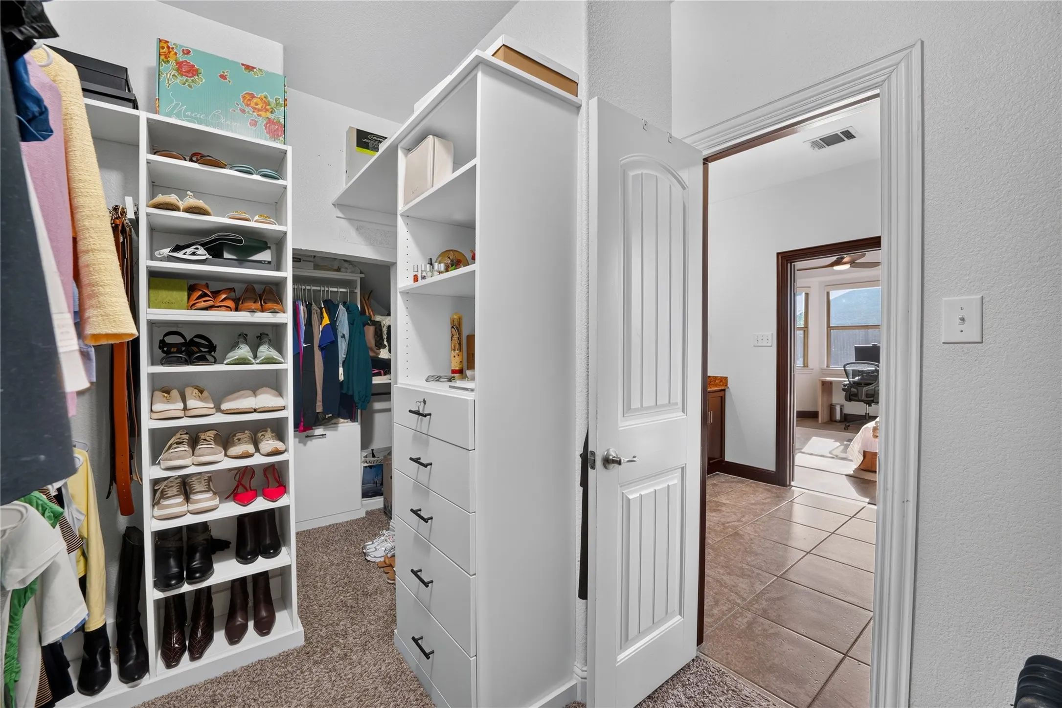 Single Family Residence For Sale in Denton County , 4000 Fordham Street, Frisco, Texas 75036, 4 Bedroom, 4 Bathroom, 2 Garage spaces, 2,727 Sqft, built in 2014, mls#21381963, Real Estate Agent in Frisco, Homes For Sale in Denton county, Homes For Sale in Frisco, Realtor in Frisco Texas, Real Estate Brokerage Independent Realty Texas, Luminita Cordes Realtor
