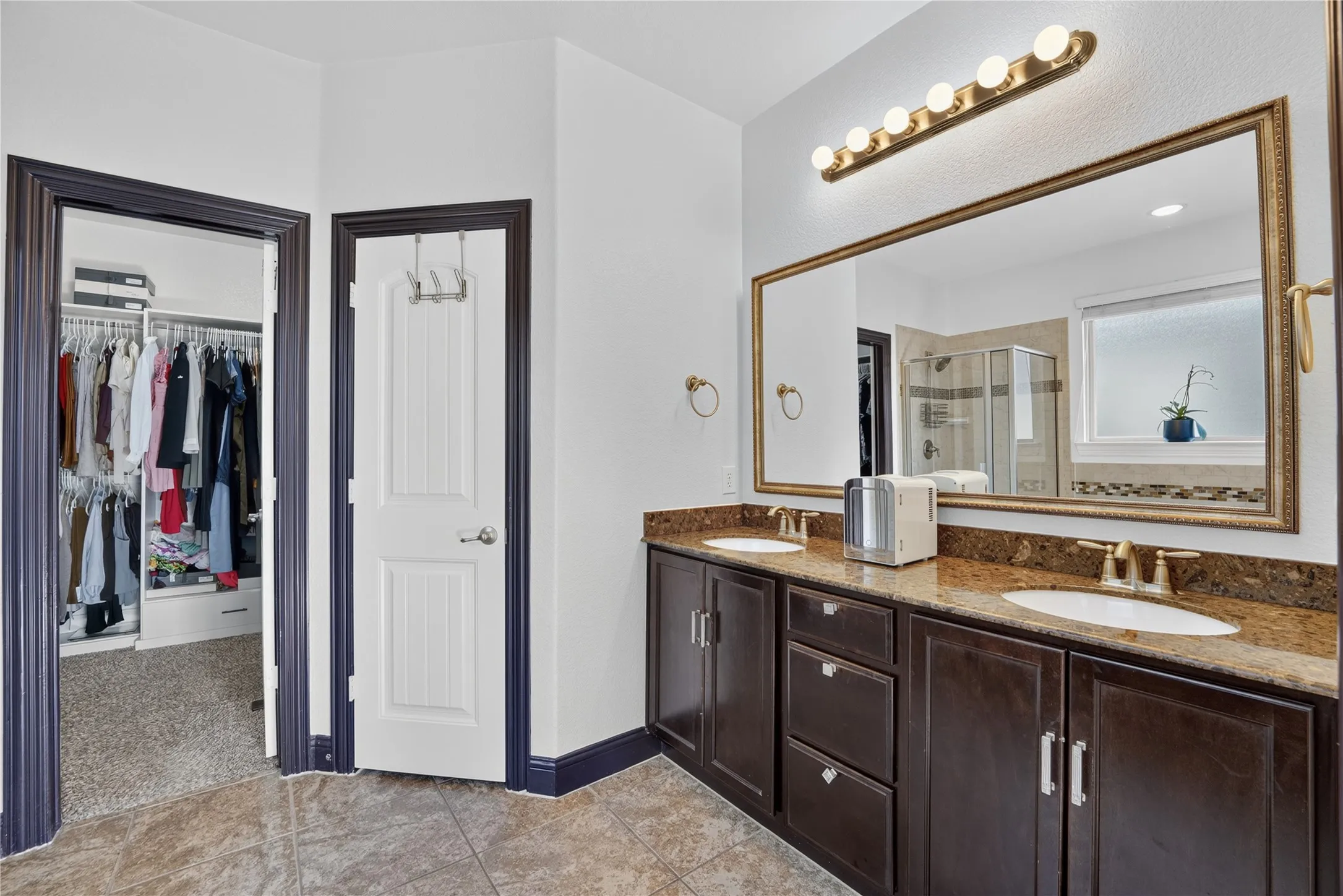 Single Family Residence For Sale in Denton County , 4000 Fordham Street, Frisco, Texas 75036, 4 Bedroom, 4 Bathroom, 2 Garage spaces, 2,727 Sqft, built in 2014, mls#21381963, Real Estate Agent in Frisco, Homes For Sale in Denton county, Homes For Sale in Frisco, Realtor in Frisco Texas, Real Estate Brokerage Independent Realty Texas, Luminita Cordes Realtor