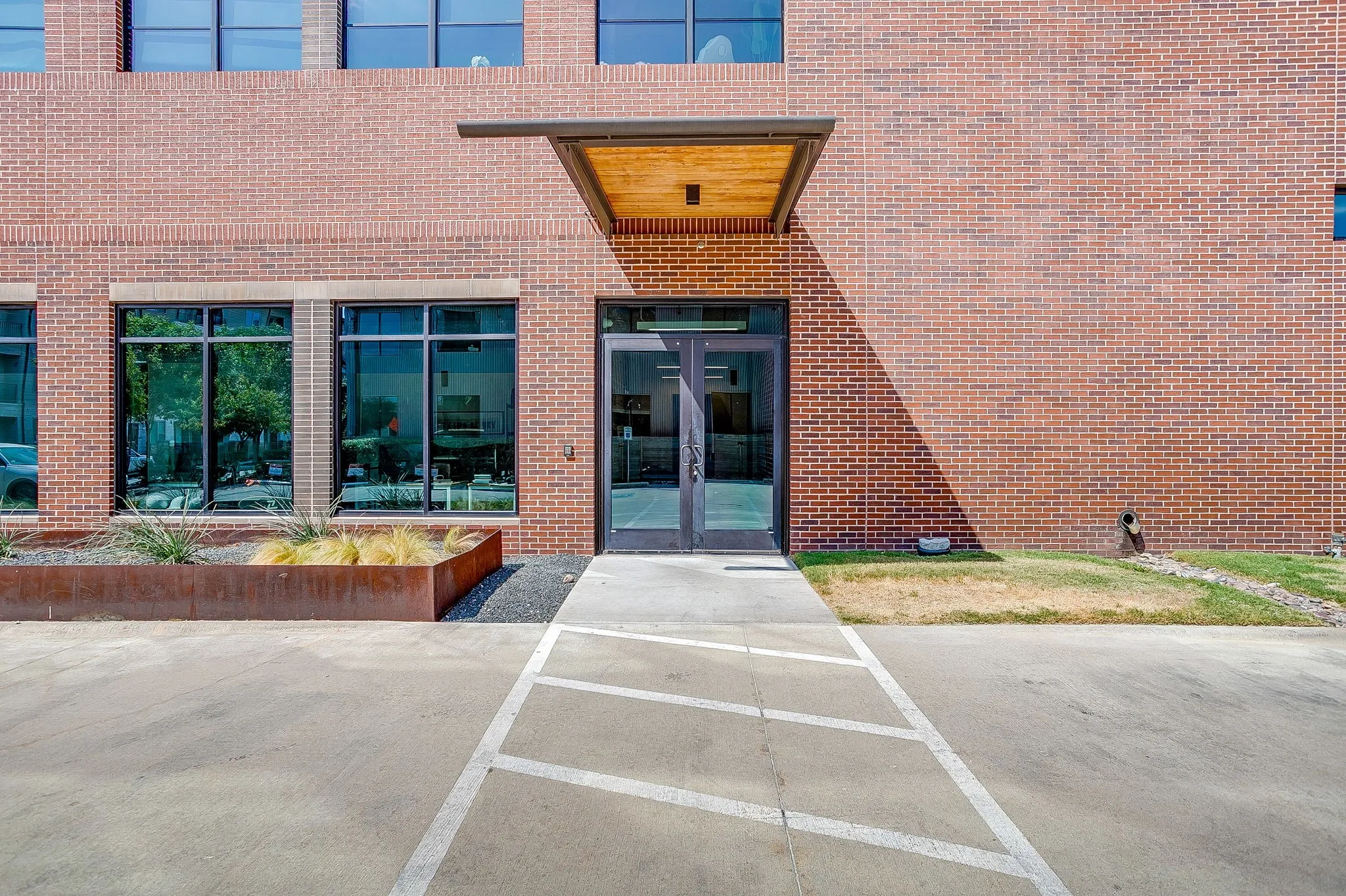Business For Rent in Tarrant County , 101 Nursery Lane 116, Fort Worth, Texas 76114, 0, 0, Garage spaces, 21,278 Sqft, built in 2019, mls#21362144, Real Estate Agent in Fort Worth, Homes For Rent in Tarrant county, Homes For Rent in Fort Worth, Realtor in Fort Worth Texas, Real Estate Brokerage Independent Realty Texas, Luminita Cordes Realtor