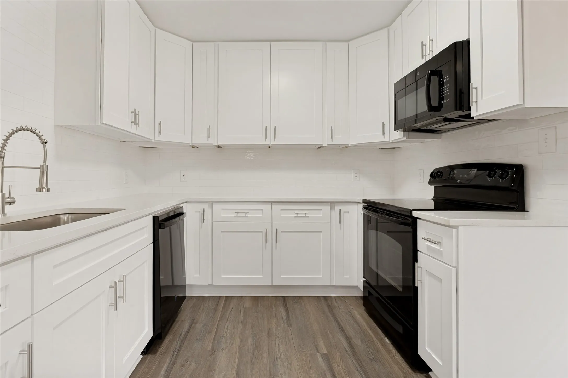 Single Family Residence For Sale in Parker County , 289 Sunset Drive, Springtown, Texas 76082, 3 Bedroom, 2 Bathroom, 2 Garage spaces, 1,610 Sqft, built in 1951, mls#21378976, Real Estate Agent in Springtown, Homes For Sale in Parker county, Homes For Sale in Springtown, Realtor in Springtown Texas, Real Estate Brokerage Independent Realty Texas, Luminita Cordes Realtor