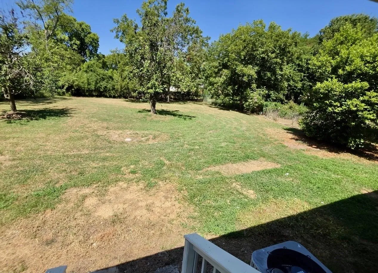 Single Family Residence For Rent in Franklin (TX) County , 208 Miller Street, Mount Vernon, Texas 75457, 3 Bedroom, 2 Bathroom, Garage spaces, 1,920 Sqft, built in 1960, mls#21383850, Real Estate Agent in Mount Vernon, Homes For Rent in Franklin (TX) county, Homes For Rent in Mount Vernon, Realtor in Mount Vernon Texas, Real Estate Brokerage Independent Realty Texas, Luminita Cordes Realtor