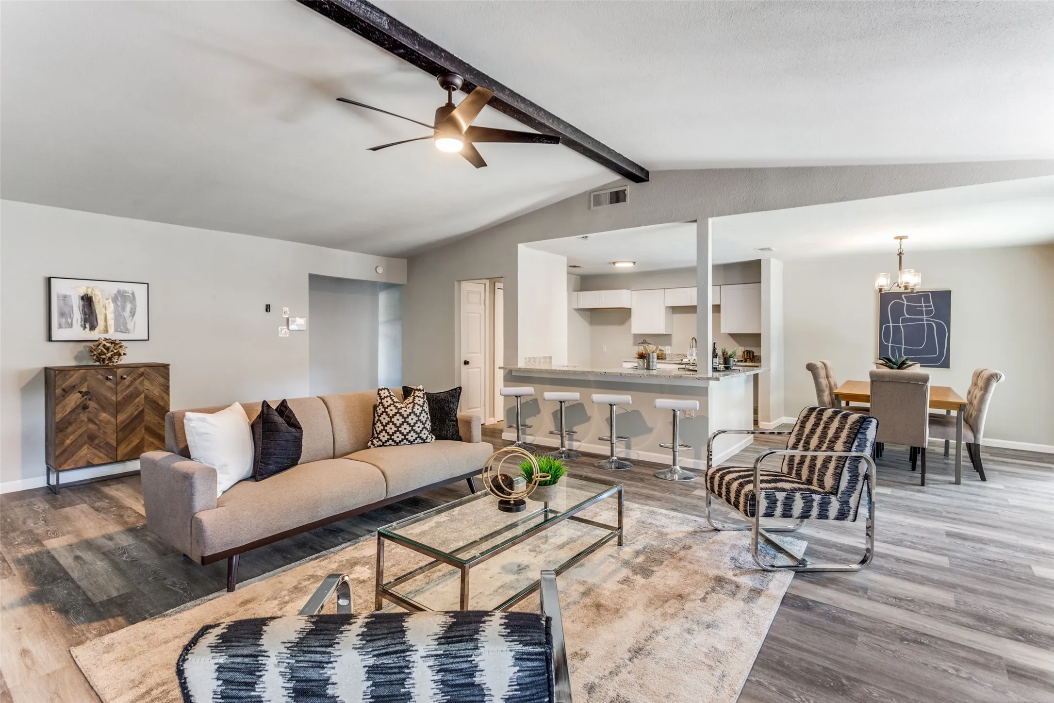 Single Family Residence For Sale in Tarrant County , 545 Panay Way Drive, Fort Worth, Texas 76108, 3 Bedroom, 2 Bathroom, 2 Garage spaces, 1,774 Sqft, built in 1978, mls#21384422, Real Estate Agent in Fort Worth, Homes For Sale in Tarrant county, Homes For Sale in Fort Worth, Realtor in Fort Worth Texas, Real Estate Brokerage Independent Realty Texas, Luminita Cordes Realtor