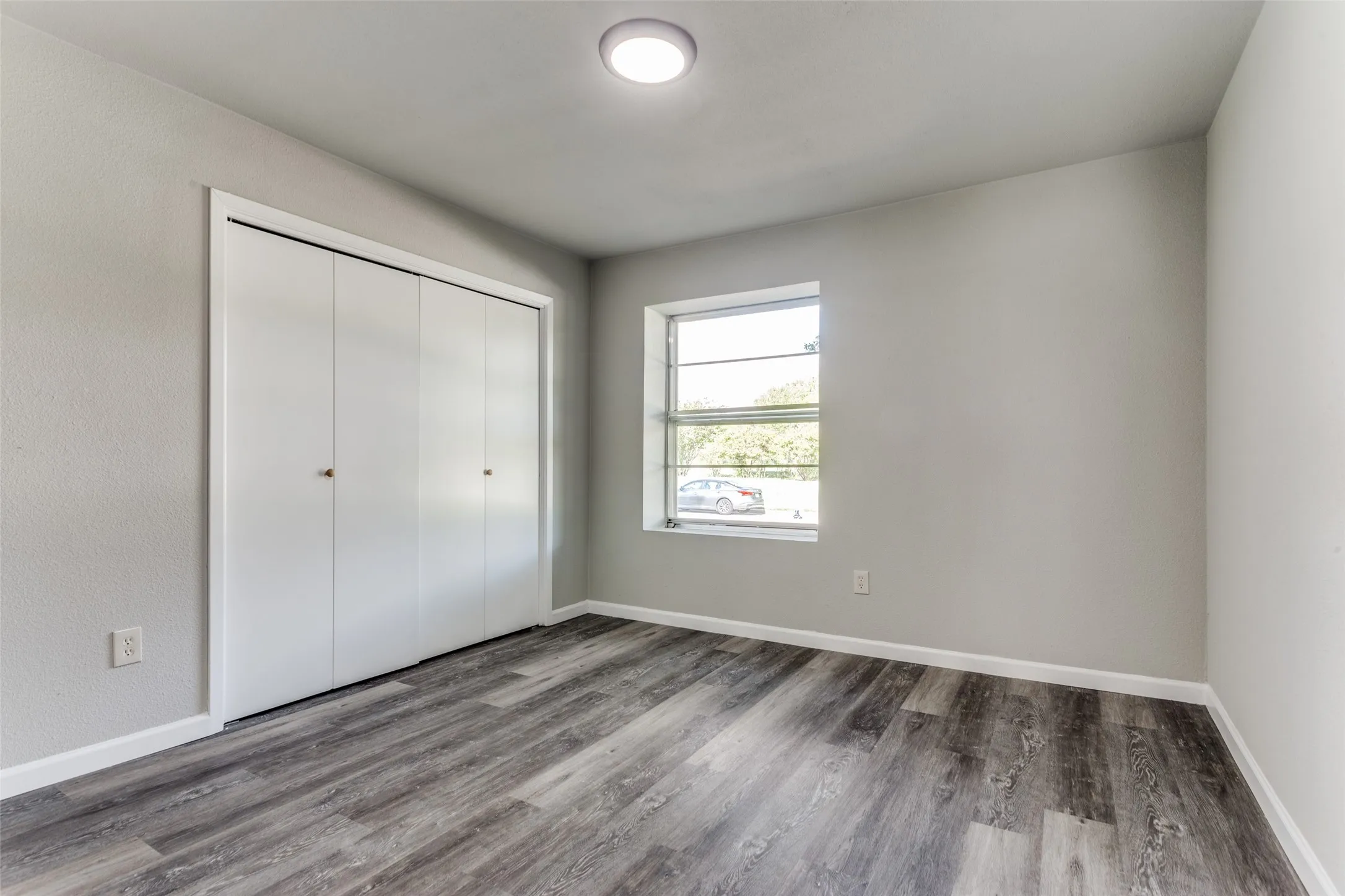 Single Family Residence For Sale in Tarrant County , 545 Panay Way Drive, Fort Worth, Texas 76108, 3 Bedroom, 2 Bathroom, 2 Garage spaces, 1,774 Sqft, built in 1978, mls#21384422, Real Estate Agent in Fort Worth, Homes For Sale in Tarrant county, Homes For Sale in Fort Worth, Realtor in Fort Worth Texas, Real Estate Brokerage Independent Realty Texas, Luminita Cordes Realtor