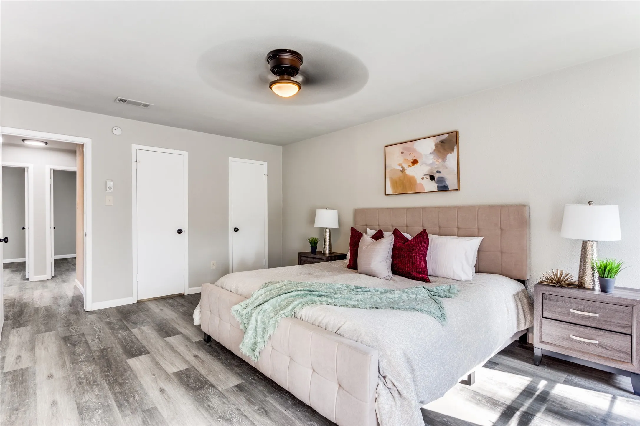 Single Family Residence For Sale in Tarrant County , 545 Panay Way Drive, Fort Worth, Texas 76108, 3 Bedroom, 2 Bathroom, 2 Garage spaces, 1,774 Sqft, built in 1978, mls#21384422, Real Estate Agent in Fort Worth, Homes For Sale in Tarrant county, Homes For Sale in Fort Worth, Realtor in Fort Worth Texas, Real Estate Brokerage Independent Realty Texas, Luminita Cordes Realtor
