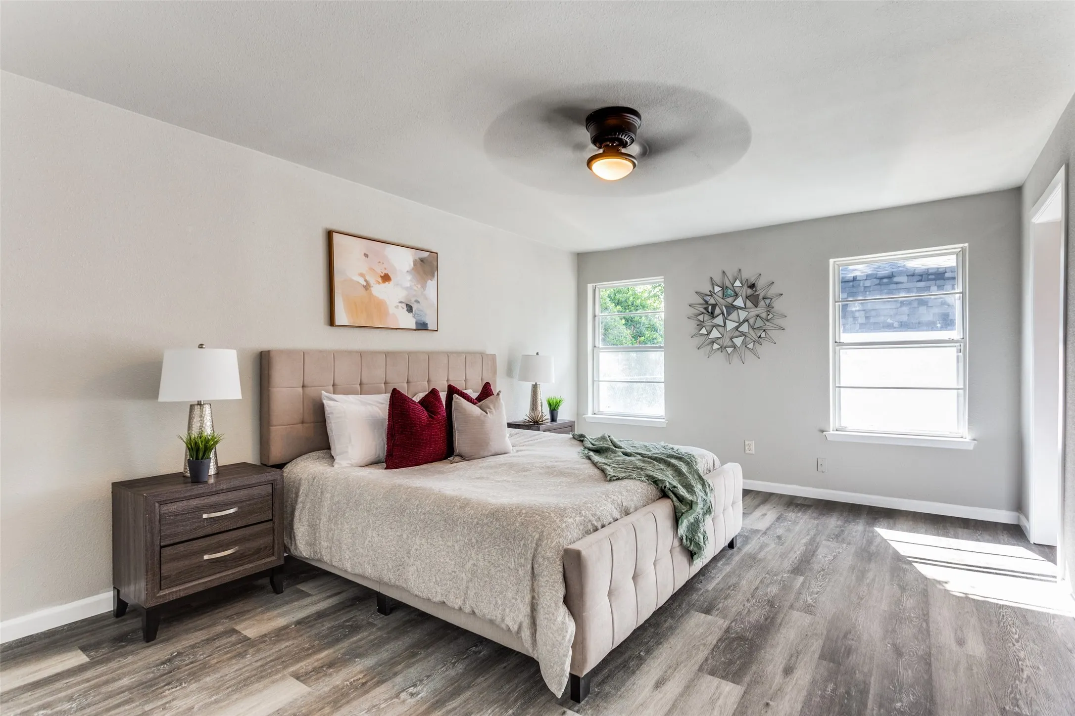 Single Family Residence For Sale in Tarrant County , 545 Panay Way Drive, Fort Worth, Texas 76108, 3 Bedroom, 2 Bathroom, 2 Garage spaces, 1,774 Sqft, built in 1978, mls#21384422, Real Estate Agent in Fort Worth, Homes For Sale in Tarrant county, Homes For Sale in Fort Worth, Realtor in Fort Worth Texas, Real Estate Brokerage Independent Realty Texas, Luminita Cordes Realtor
