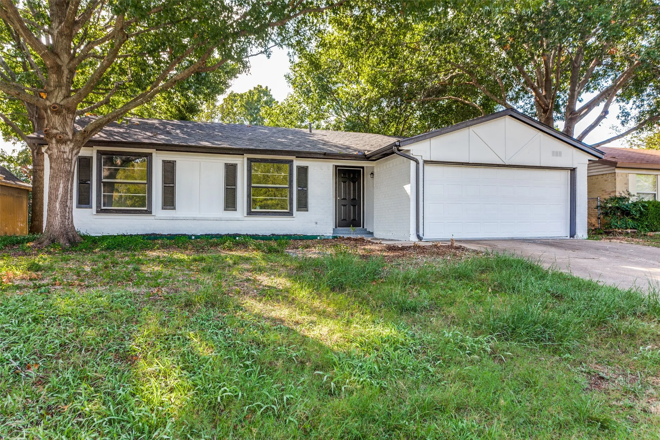 Single Family Residence For Sale in Tarrant County , 545 Panay Way Drive, Fort Worth, Texas 76108, 3 Bedroom, 2 Bathroom, 2 Garage spaces, 1,774 Sqft, built in 1978, mls#21384422, Real Estate Agent in Fort Worth, Homes For Sale in Tarrant county, Homes For Sale in Fort Worth, Realtor in Fort Worth Texas, Real Estate Brokerage Independent Realty Texas, Luminita Cordes Realtor