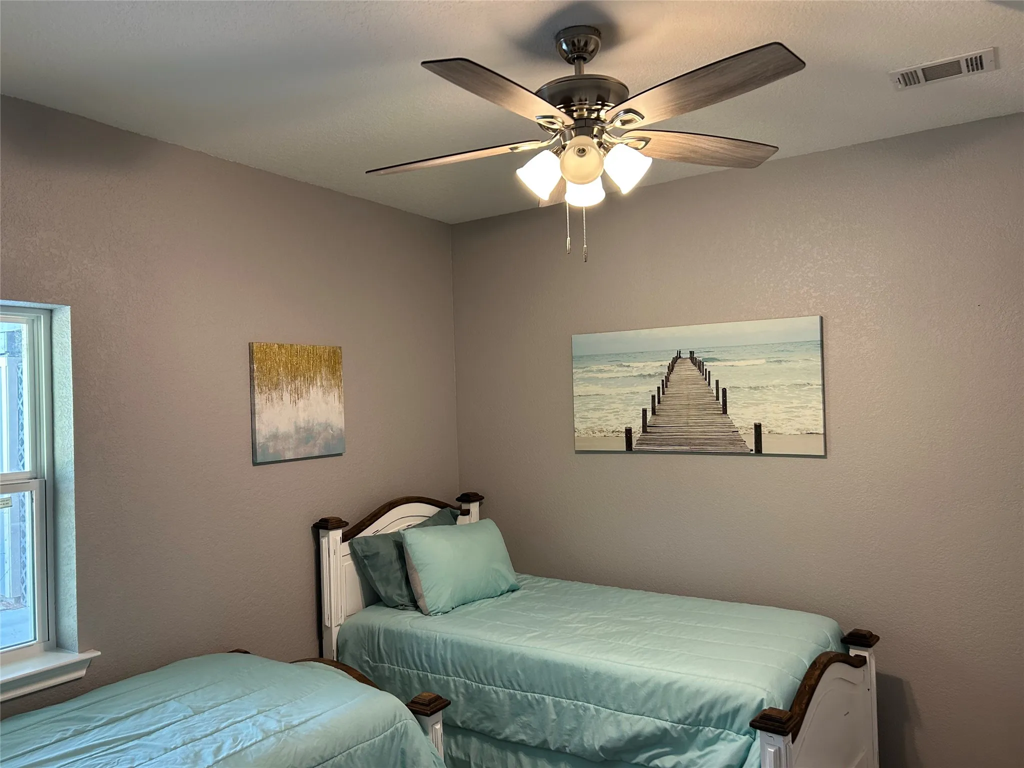 Single Family Residence For Sale in Hill County , 192 Fm 1713, Whitney, Texas 76692, 5 Bedroom, 3 Bathroom, 2 Garage spaces, 2,970 Sqft, built in 2004, mls#21384371, Real Estate Agent in Whitney, Homes For Sale in Hill county, Homes For Sale in Whitney, Realtor in Whitney Texas, Real Estate Brokerage Independent Realty Texas, Luminita Cordes Realtor