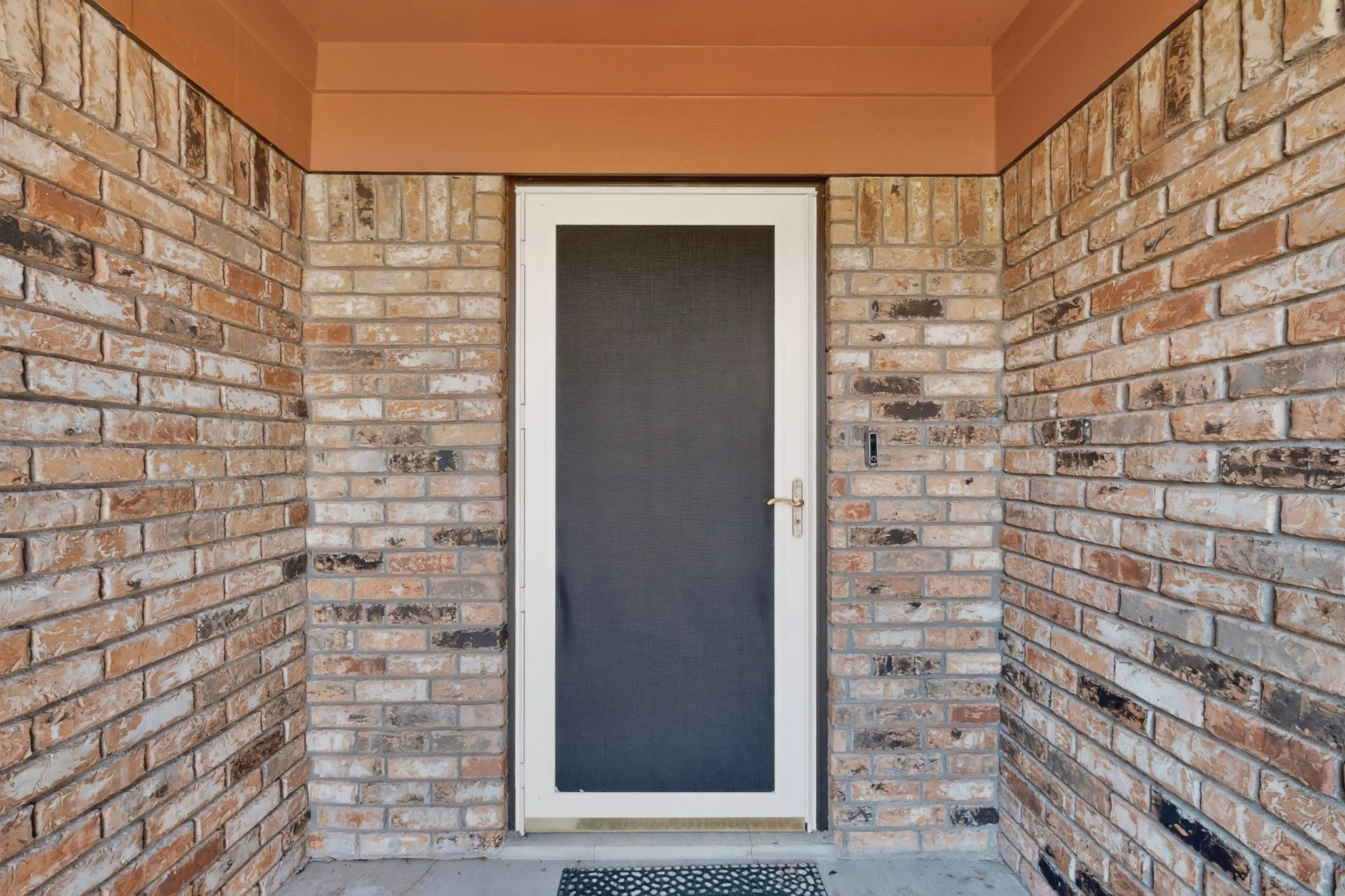Single Family Residence For Sale in Hood County , 613 Overhill Road, Granbury, Texas 76048, 3 Bedroom, 2 Bathroom, 2 Garage spaces, 1,535 Sqft, built in 1988, mls#21383076, Real Estate Agent in Granbury, Homes For Sale in Hood county, Homes For Sale in Granbury, Realtor in Granbury Texas, Real Estate Brokerage Independent Realty Texas, Luminita Cordes Realtor