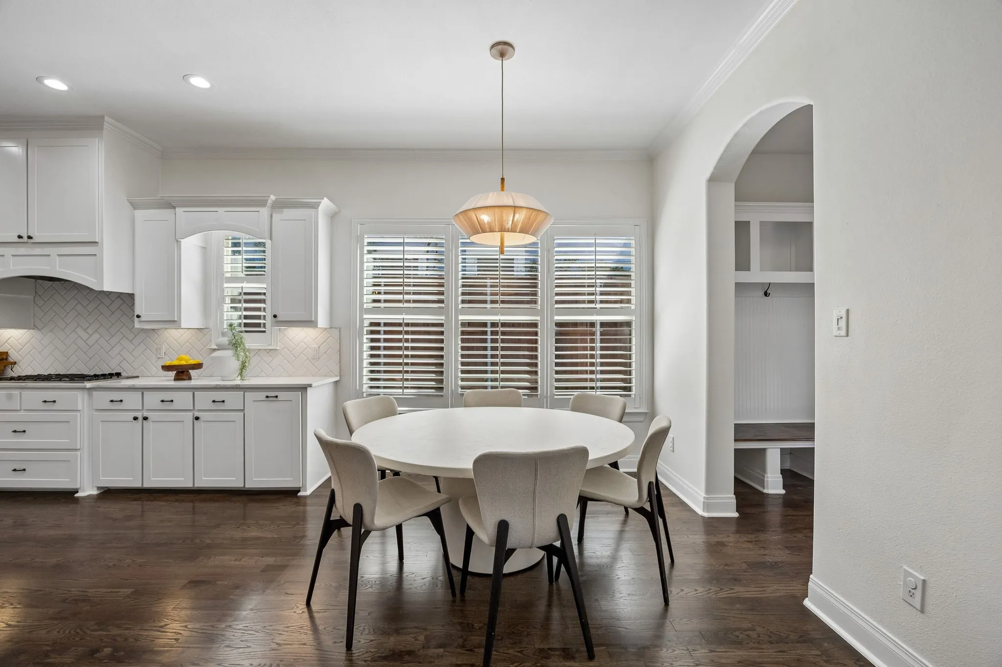 Single Family Residence For Sale in Dallas County , 5202 Miller Avenue, Dallas, Texas 75206, 3 Bedroom, 3 Bathroom, 2 Garage spaces, 2,882 Sqft, built in 2009, mls#21384051, Real Estate Agent in Dallas, Homes For Sale in Dallas county, Homes For Sale in Dallas, Realtor in Dallas Texas, Real Estate Brokerage Independent Realty Texas, Luminita Cordes Realtor
