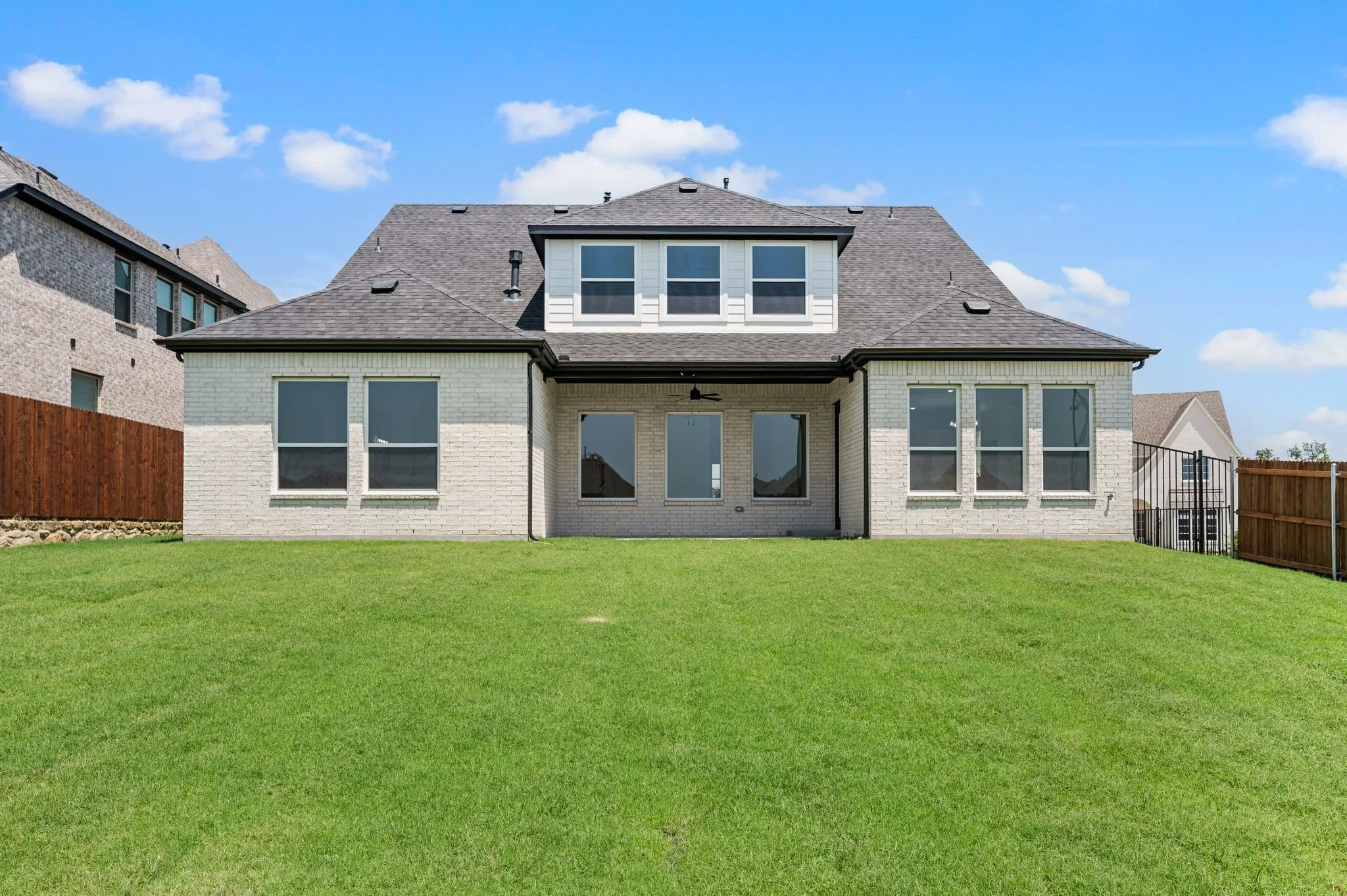 Single Family Residence For Sale in Parker County , 310 Scissor Tail Drive, Aledo, Texas 76008, 5 Bedroom, 4 Bathroom, Garage spaces, 3,953 Sqft, built in 2026, mls#21384431, Real Estate Agent in Aledo, Homes For Sale in Parker county, Homes For Sale in Aledo, Realtor in Aledo Texas, Real Estate Brokerage Independent Realty Texas, Luminita Cordes Realtor