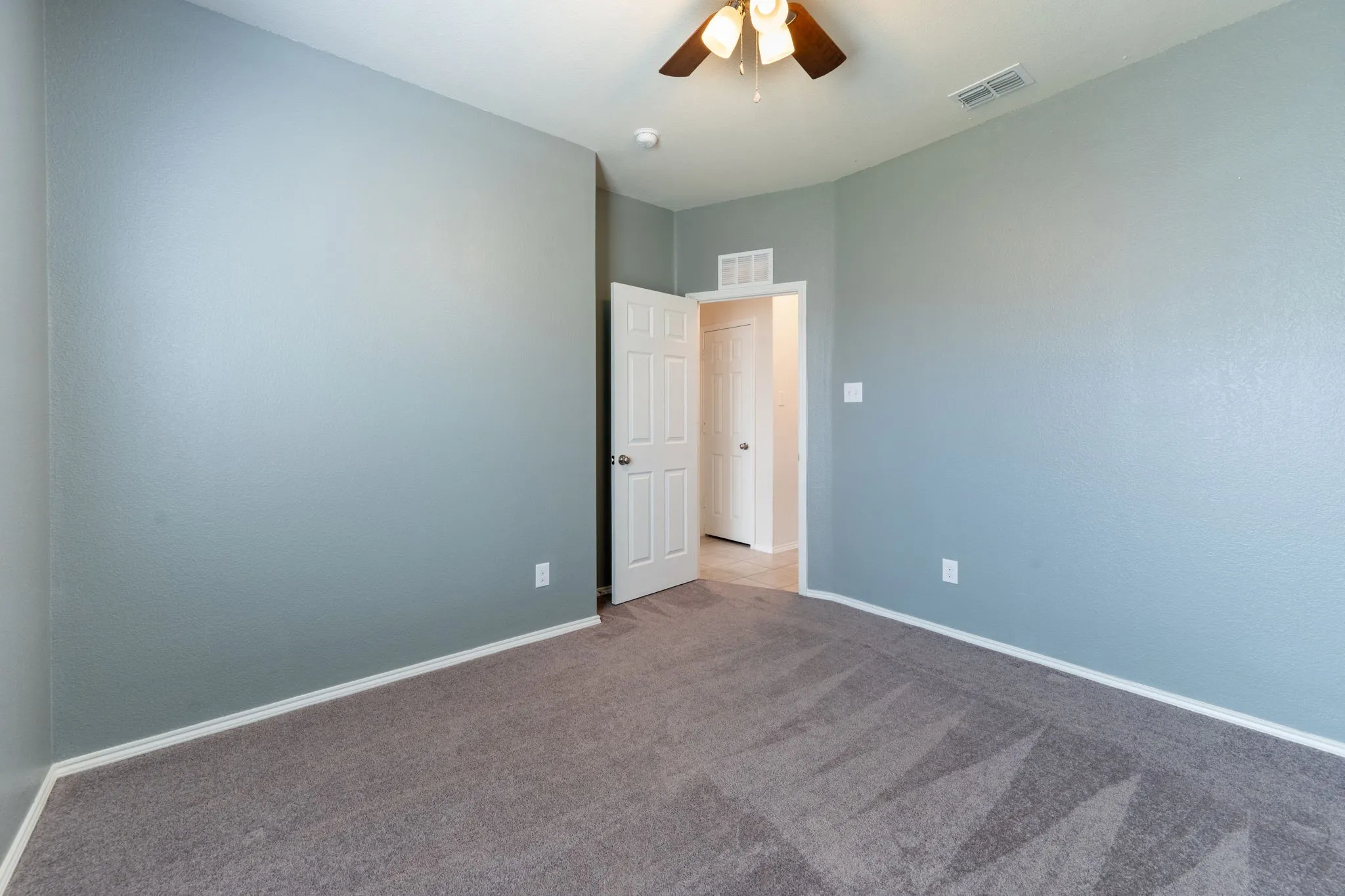 Single Family Residence For Rent in Rockwall County , 315 Citrus Drive, Fate, Texas 75189, 3 Bedroom, 2 Bathroom, 2 Garage spaces, 1,771 Sqft, built in 2019, mls#21384404, Real Estate Agent in Fate, Homes For Rent in Rockwall county, Homes For Rent in Fate, Realtor in Fate Texas, Real Estate Brokerage Independent Realty Texas, Luminita Cordes Realtor