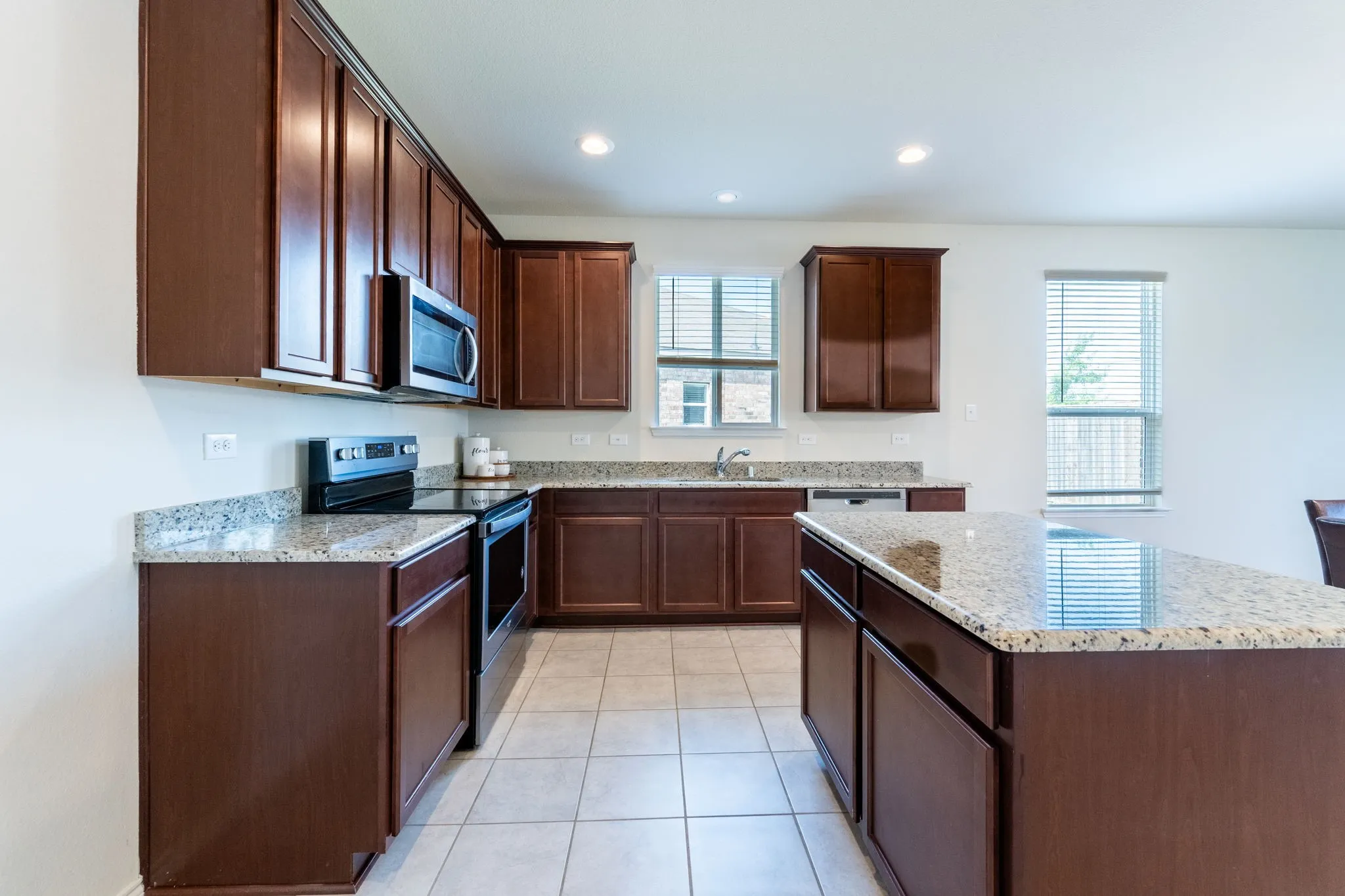 Single Family Residence For Rent in Rockwall County , 315 Citrus Drive, Fate, Texas 75189, 3 Bedroom, 2 Bathroom, 2 Garage spaces, 1,771 Sqft, built in 2019, mls#21384404, Real Estate Agent in Fate, Homes For Rent in Rockwall county, Homes For Rent in Fate, Realtor in Fate Texas, Real Estate Brokerage Independent Realty Texas, Luminita Cordes Realtor