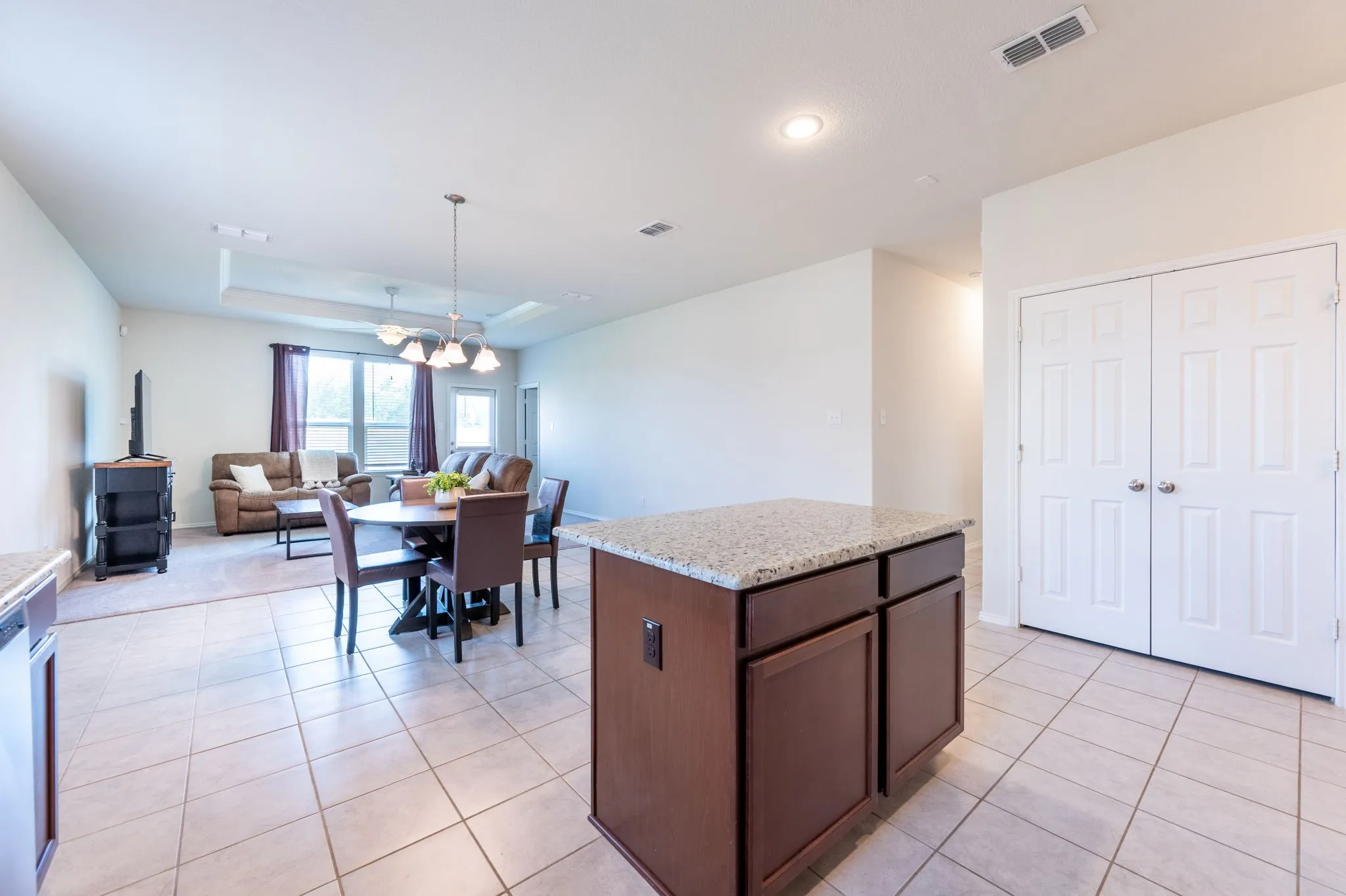 Single Family Residence For Rent in Rockwall County , 315 Citrus Drive, Fate, Texas 75189, 3 Bedroom, 2 Bathroom, 2 Garage spaces, 1,771 Sqft, built in 2019, mls#21384404, Real Estate Agent in Fate, Homes For Rent in Rockwall county, Homes For Rent in Fate, Realtor in Fate Texas, Real Estate Brokerage Independent Realty Texas, Luminita Cordes Realtor