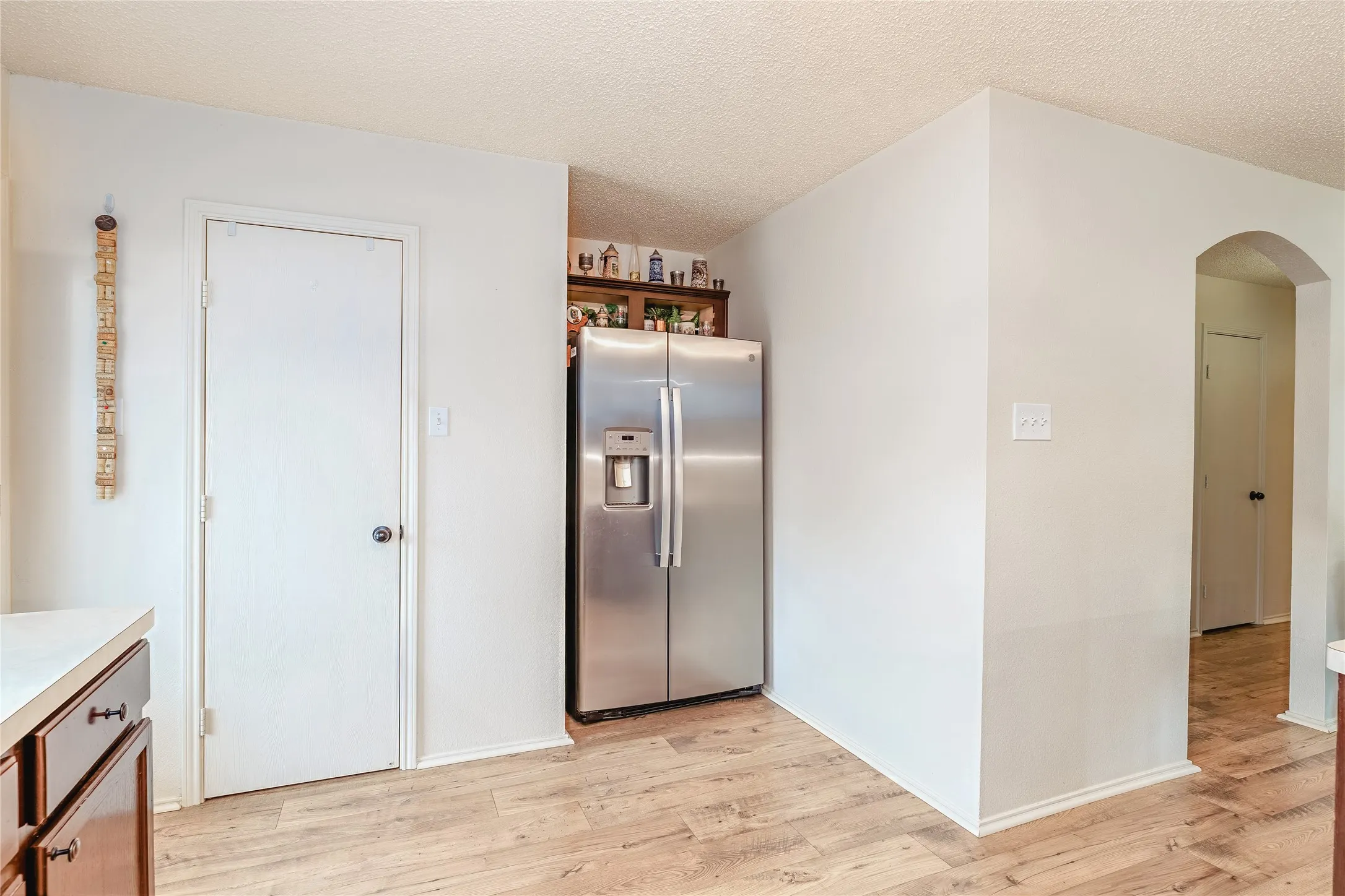 Single Family Residence For Sale in Parker County , 521 N Avenue E, Springtown, Texas 76082, 3 Bedroom, 2 Bathroom, 2 Garage spaces, 1,597 Sqft, built in 2002, mls#21384281, Real Estate Agent in Springtown, Homes For Sale in Parker county, Homes For Sale in Springtown, Realtor in Springtown Texas, Real Estate Brokerage Independent Realty Texas, Luminita Cordes Realtor