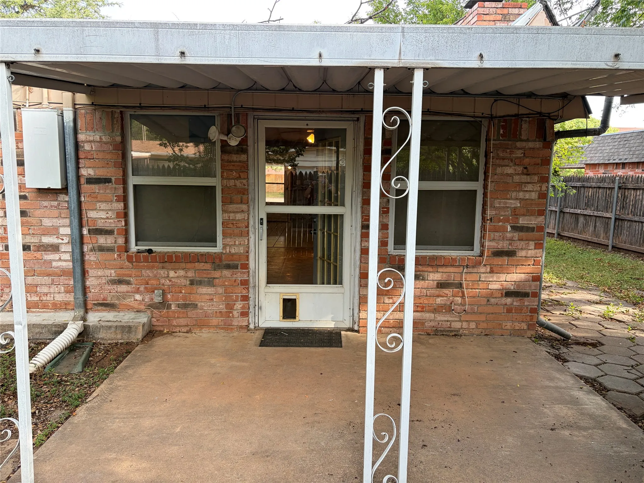 Duplex For Rent in Taylor County , 3325 S 15th Street, Abilene, Texas 79605, 2 Bedroom, 2 Bathroom, Garage spaces, 1,261 Sqft, built in 1971, mls#21384440, Real Estate Agent in Abilene, Homes For Rent in Taylor county, Homes For Rent in Abilene, Realtor in Abilene Texas, Real Estate Brokerage Independent Realty Texas, Luminita Cordes Realtor