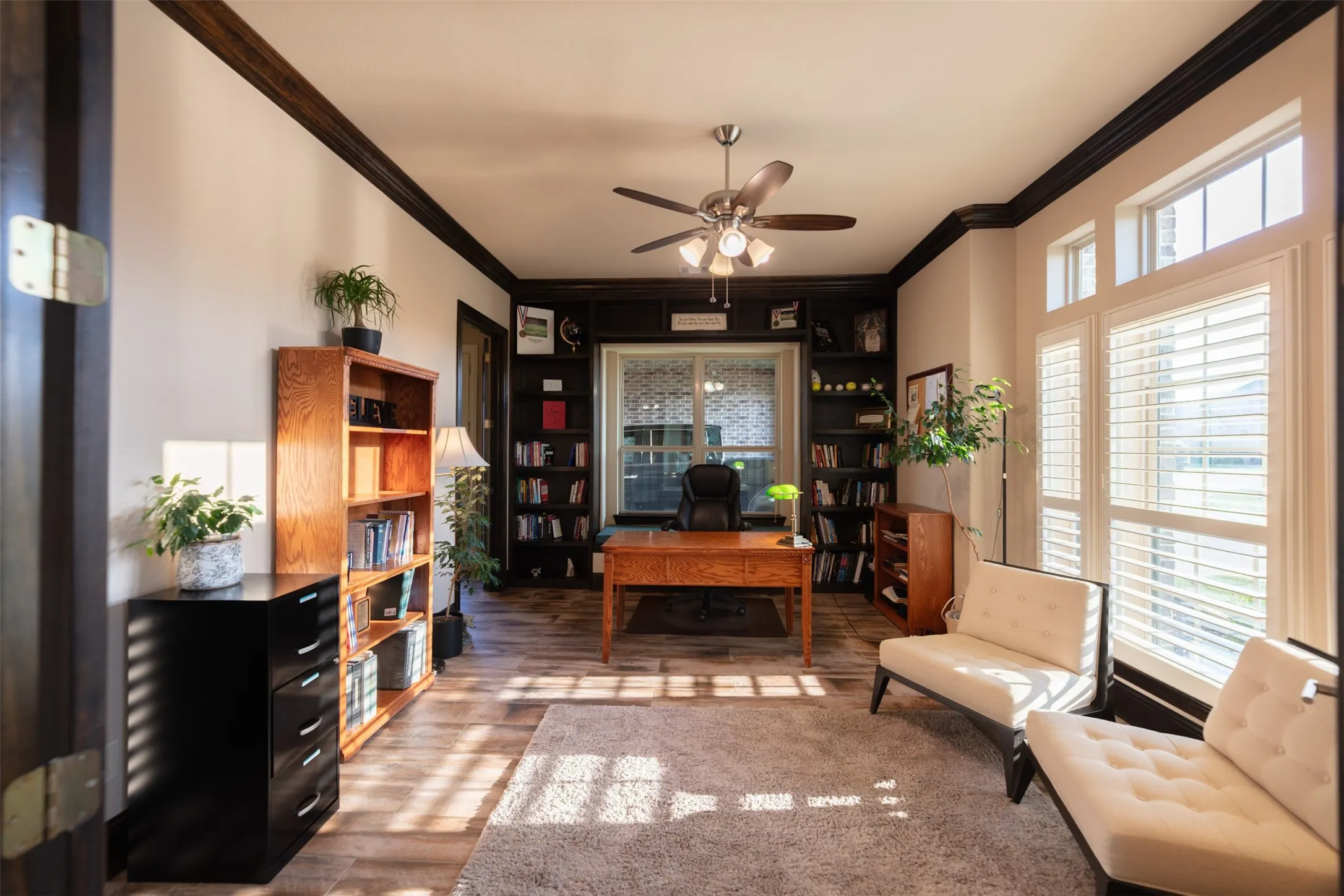 Single Family Residence For Sale in Denton County , 9411 Tay Lane, Justin, Texas 76247, 5 Bedroom, 7 Bathroom, 3 Garage spaces, 5,083 Sqft, built in 2015, mls#21380087, Real Estate Agent in Justin, Homes For Sale in Denton county, Homes For Sale in Justin, Realtor in Justin Texas, Real Estate Brokerage Independent Realty Texas, Luminita Cordes Realtor