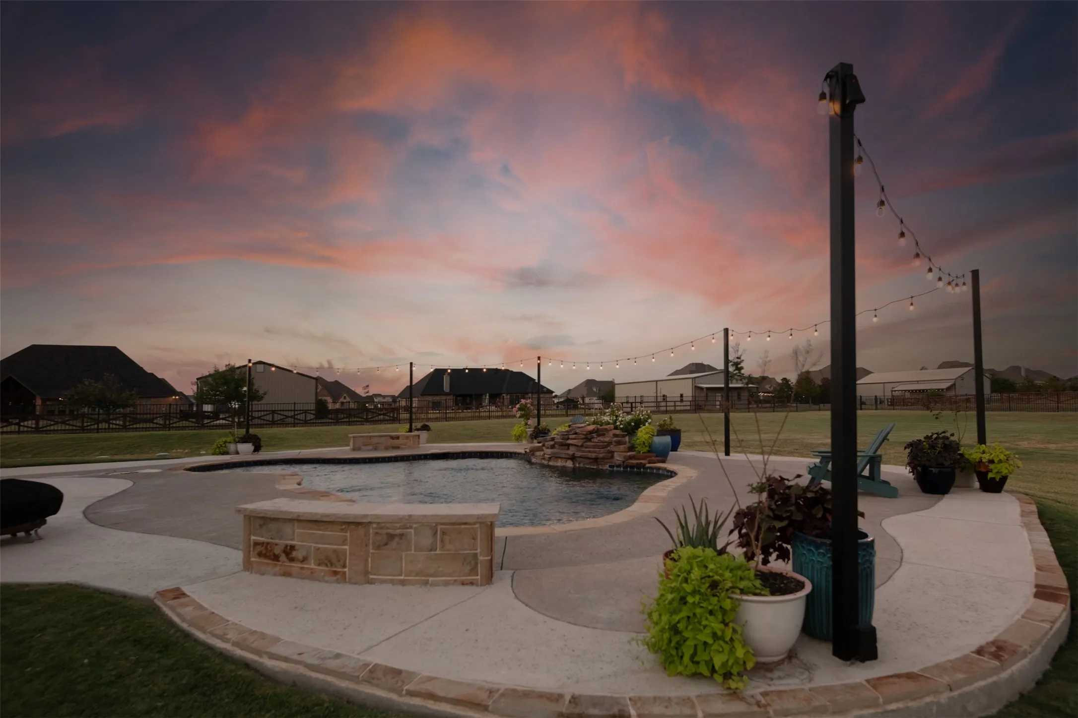 Single Family Residence For Sale in Denton County , 9411 Tay Lane, Justin, Texas 76247, 5 Bedroom, 7 Bathroom, 3 Garage spaces, 5,083 Sqft, built in 2015, mls#21380087, Real Estate Agent in Justin, Homes For Sale in Denton county, Homes For Sale in Justin, Realtor in Justin Texas, Real Estate Brokerage Independent Realty Texas, Luminita Cordes Realtor