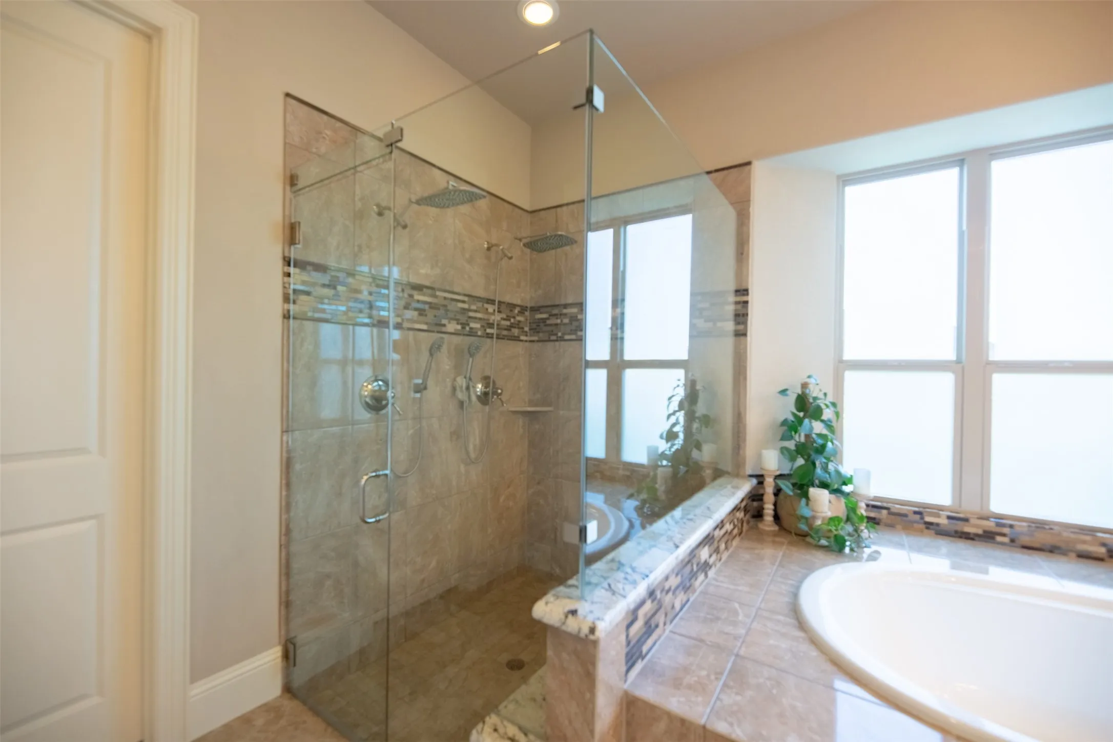 Single Family Residence For Sale in Denton County , 9411 Tay Lane, Justin, Texas 76247, 5 Bedroom, 7 Bathroom, 3 Garage spaces, 5,083 Sqft, built in 2015, mls#21380087, Real Estate Agent in Justin, Homes For Sale in Denton county, Homes For Sale in Justin, Realtor in Justin Texas, Real Estate Brokerage Independent Realty Texas, Luminita Cordes Realtor