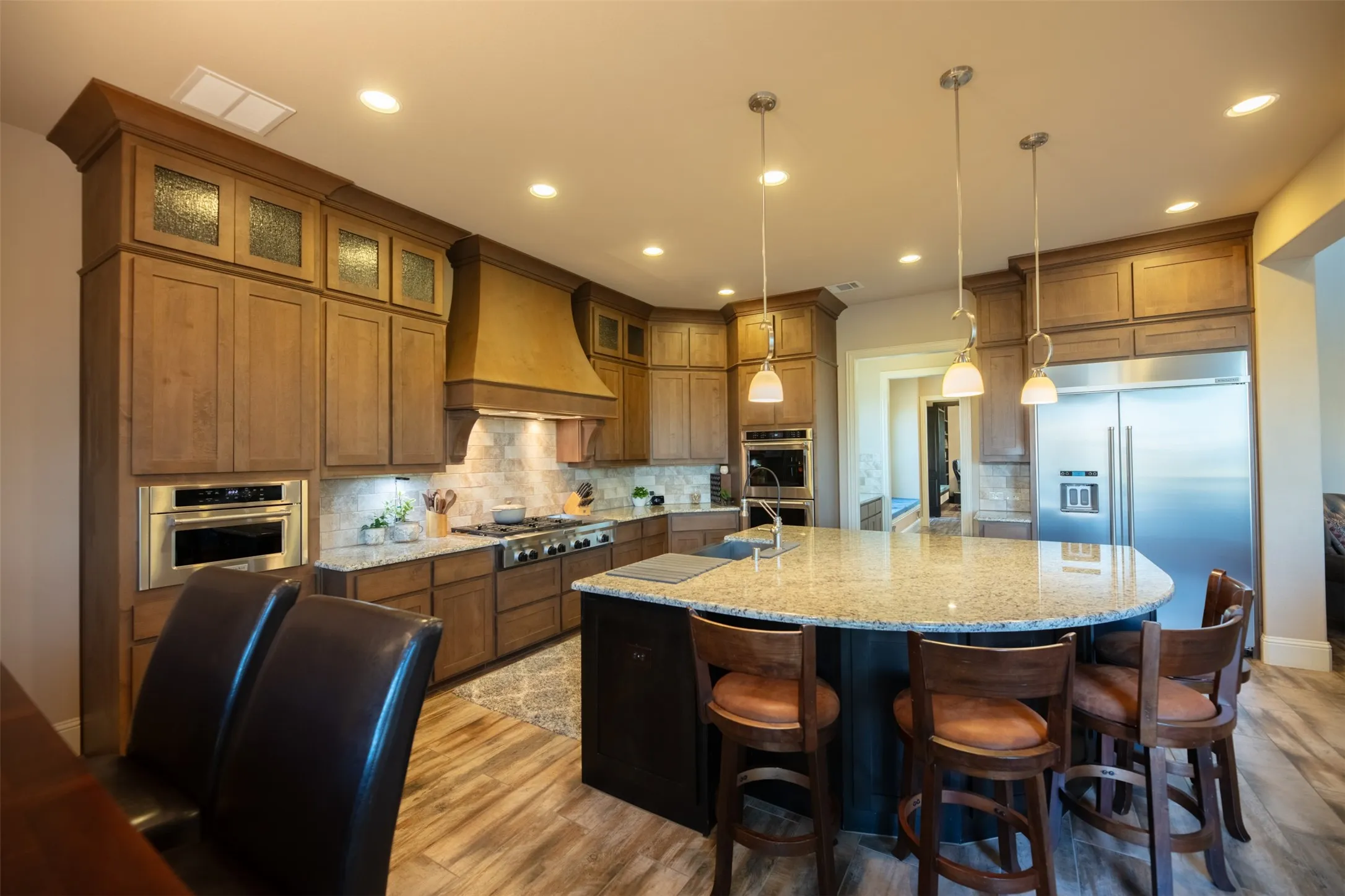 Single Family Residence For Sale in Denton County , 9411 Tay Lane, Justin, Texas 76247, 5 Bedroom, 7 Bathroom, 3 Garage spaces, 5,083 Sqft, built in 2015, mls#21380087, Real Estate Agent in Justin, Homes For Sale in Denton county, Homes For Sale in Justin, Realtor in Justin Texas, Real Estate Brokerage Independent Realty Texas, Luminita Cordes Realtor