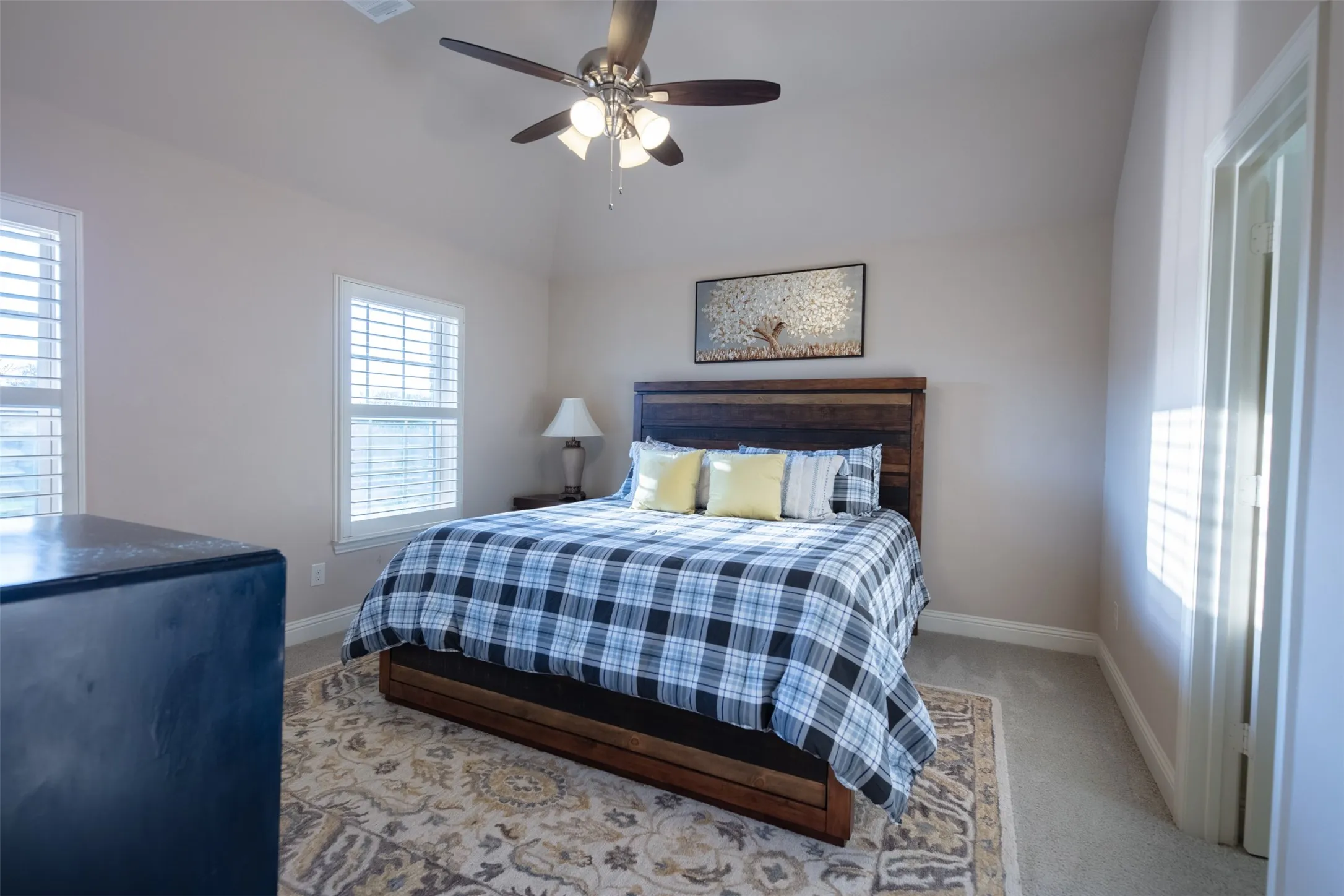 Single Family Residence For Sale in Denton County , 9411 Tay Lane, Justin, Texas 76247, 5 Bedroom, 7 Bathroom, 3 Garage spaces, 5,083 Sqft, built in 2015, mls#21380087, Real Estate Agent in Justin, Homes For Sale in Denton county, Homes For Sale in Justin, Realtor in Justin Texas, Real Estate Brokerage Independent Realty Texas, Luminita Cordes Realtor