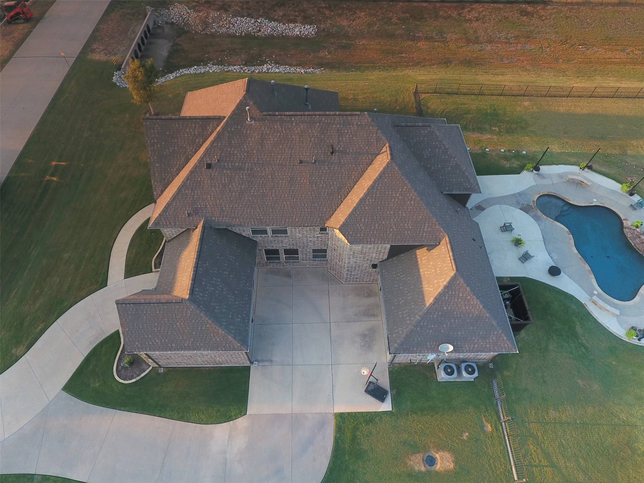 Single Family Residence For Sale in Denton County , 9411 Tay Lane, Justin, Texas 76247, 5 Bedroom, 7 Bathroom, 3 Garage spaces, 5,083 Sqft, built in 2015, mls#21380087, Real Estate Agent in Justin, Homes For Sale in Denton county, Homes For Sale in Justin, Realtor in Justin Texas, Real Estate Brokerage Independent Realty Texas, Luminita Cordes Realtor