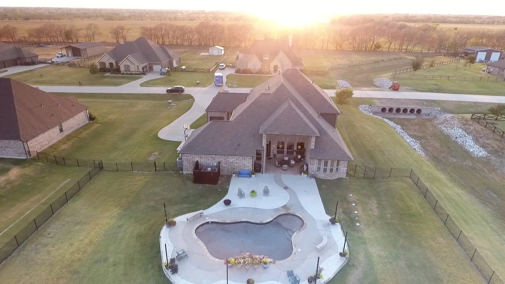 Single Family Residence For Sale in Denton County , 9411 Tay Lane, Justin, Texas 76247, 5 Bedroom, 7 Bathroom, 3 Garage spaces, 5,083 Sqft, built in 2015, mls#21380087, Real Estate Agent in Justin, Homes For Sale in Denton county, Homes For Sale in Justin, Realtor in Justin Texas, Real Estate Brokerage Independent Realty Texas, Luminita Cordes Realtor