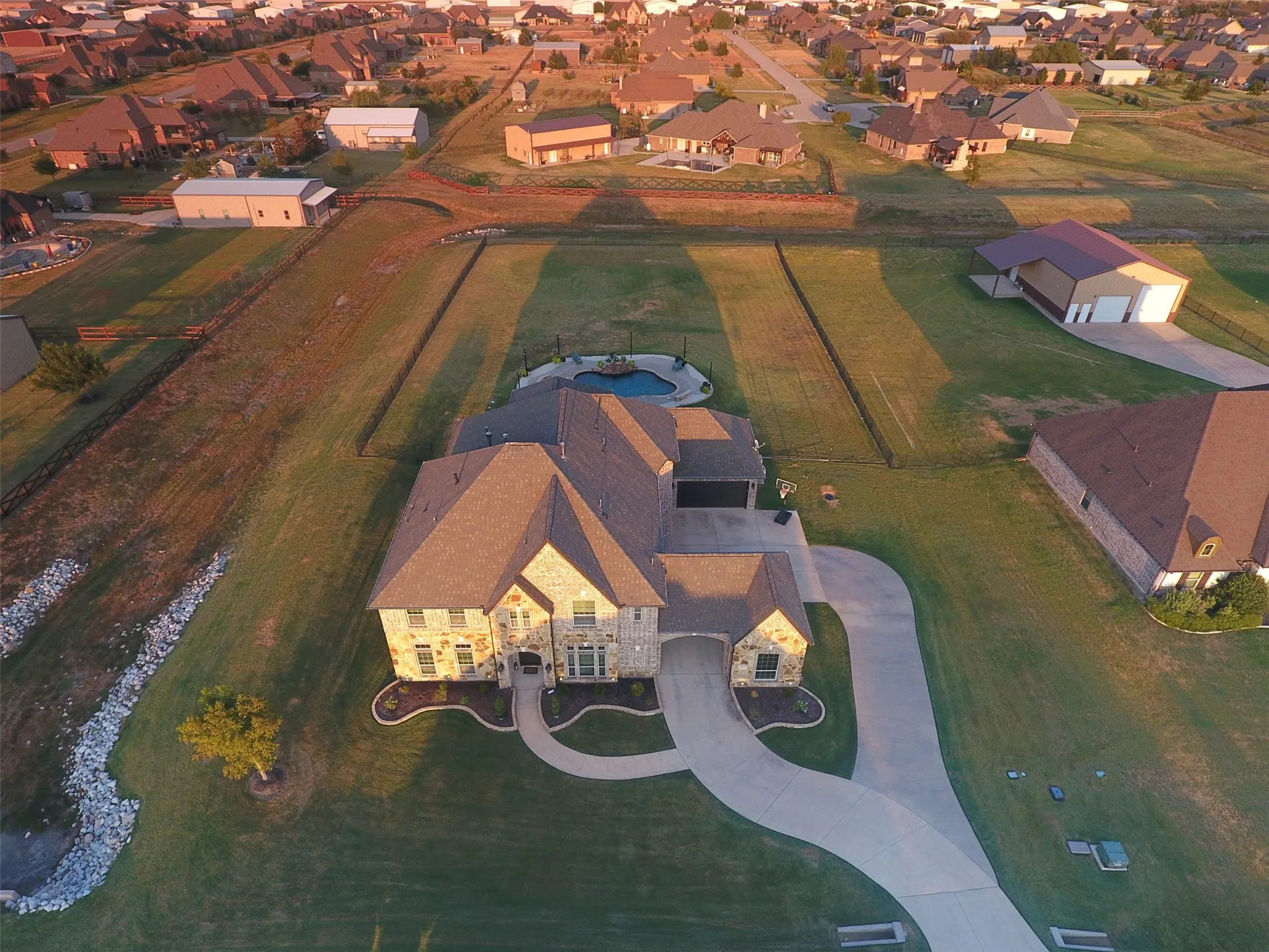 Single Family Residence For Sale in Denton County , 9411 Tay Lane, Justin, Texas 76247, 5 Bedroom, 7 Bathroom, 3 Garage spaces, 5,083 Sqft, built in 2015, mls#21380087, Real Estate Agent in Justin, Homes For Sale in Denton county, Homes For Sale in Justin, Realtor in Justin Texas, Real Estate Brokerage Independent Realty Texas, Luminita Cordes Realtor