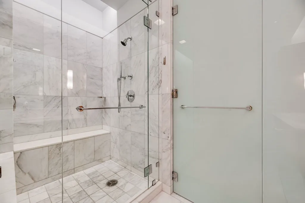 Condominium For Sale in Dallas County , 1918 Olive Street 1002, Dallas, Texas 75201, 2 Bedroom, 2 Bathroom, 2 Garage spaces, 2,407 Sqft, built in 2011, mls#21382783, Real Estate Agent in Dallas, Homes For Sale in Dallas county, Homes For Sale in Dallas, Realtor in Dallas Texas, Real Estate Brokerage Independent Realty Texas, Luminita Cordes Realtor