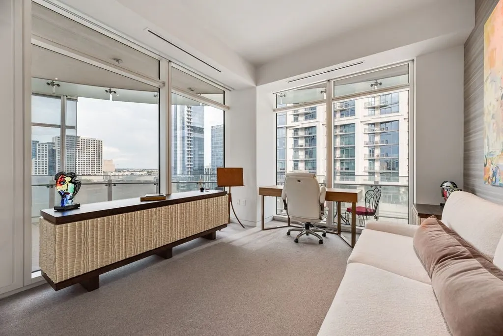 Condominium For Sale in Dallas County , 1918 Olive Street 1002, Dallas, Texas 75201, 2 Bedroom, 2 Bathroom, 2 Garage spaces, 2,407 Sqft, built in 2011, mls#21382783, Real Estate Agent in Dallas, Homes For Sale in Dallas county, Homes For Sale in Dallas, Realtor in Dallas Texas, Real Estate Brokerage Independent Realty Texas, Luminita Cordes Realtor