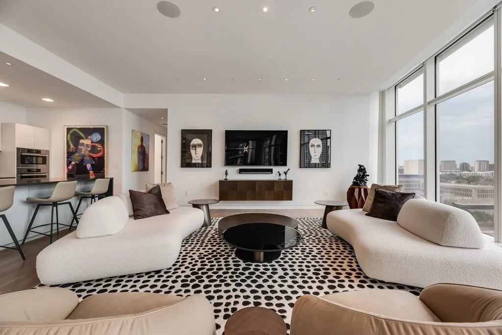 Condominium For Sale in Dallas County , 1918 Olive Street 1002, Dallas, Texas 75201, 2 Bedroom, 2 Bathroom, 2 Garage spaces, 2,407 Sqft, built in 2011, mls#21382783, Real Estate Agent in Dallas, Homes For Sale in Dallas county, Homes For Sale in Dallas, Realtor in Dallas Texas, Real Estate Brokerage Independent Realty Texas, Luminita Cordes Realtor