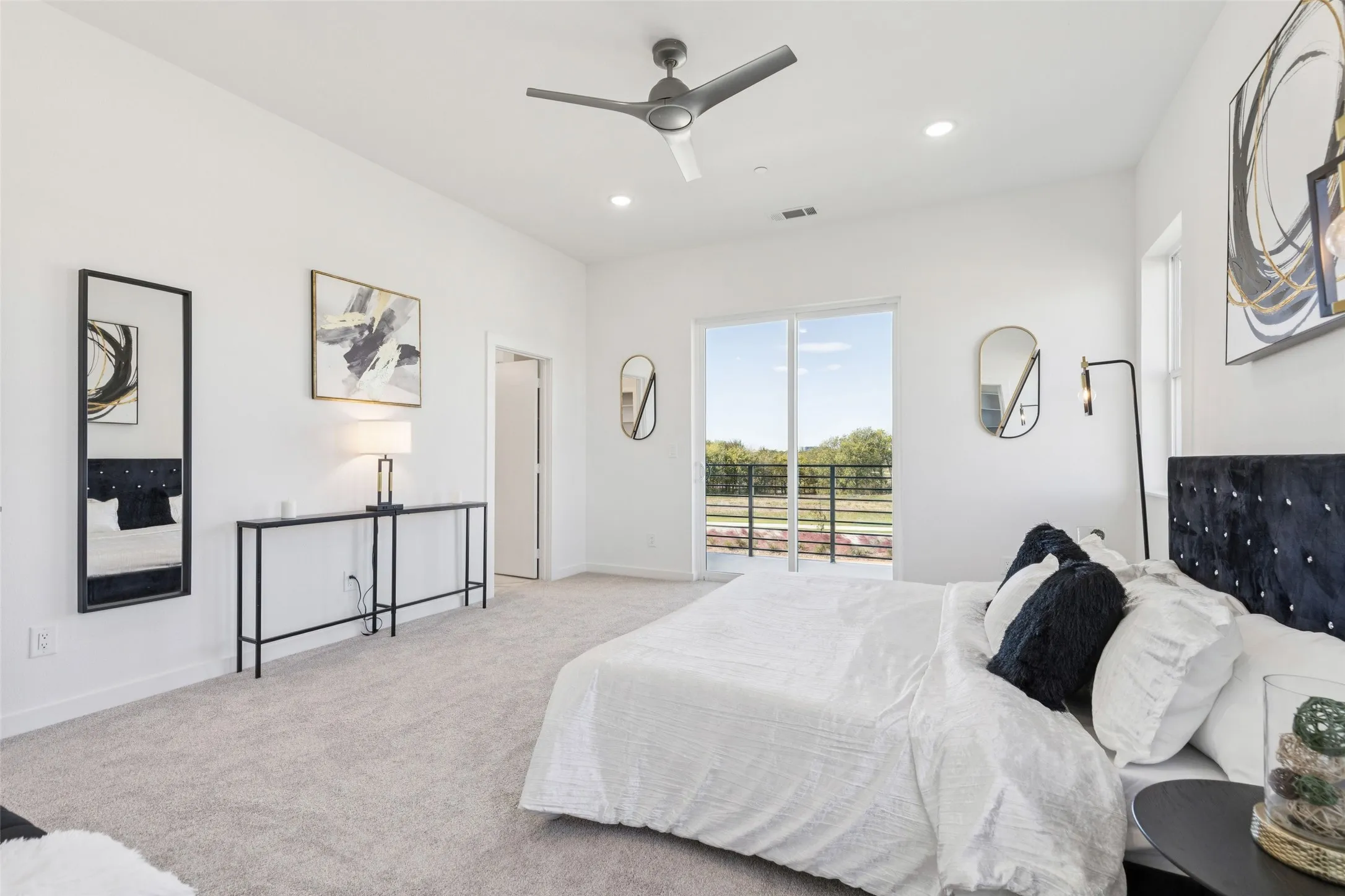 Townhouse For Sale in Grayson County , 3901 Bel Air Boulevard, Sherman, Texas 75090, 3 Bedroom, 3 Bathroom, Garage spaces, 1,830 Sqft, built in 2024, mls#21384450, Real Estate Agent in Sherman, Homes For Sale in Grayson county, Homes For Sale in Sherman, Realtor in Sherman Texas, Real Estate Brokerage Independent Realty Texas, Luminita Cordes Realtor