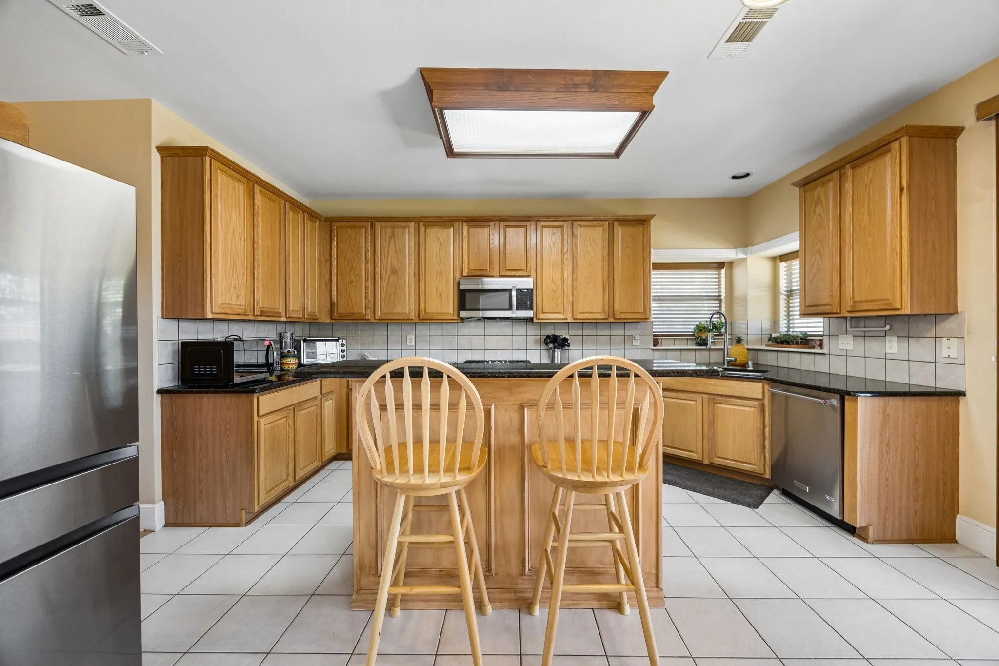 Single Family Residence For Sale in Collin County , 608 Saddlehorn Drive, Mc Kinney, Texas 75071, 4 Bedroom, 4 Bathroom, 2 Garage spaces, 3,394 Sqft, built in 2005, mls#21384421, Real Estate Agent in Mc Kinney, Homes For Sale in Collin county, Homes For Sale in Mc Kinney, Realtor in Mc Kinney Texas, Real Estate Brokerage Independent Realty Texas, Luminita Cordes Realtor