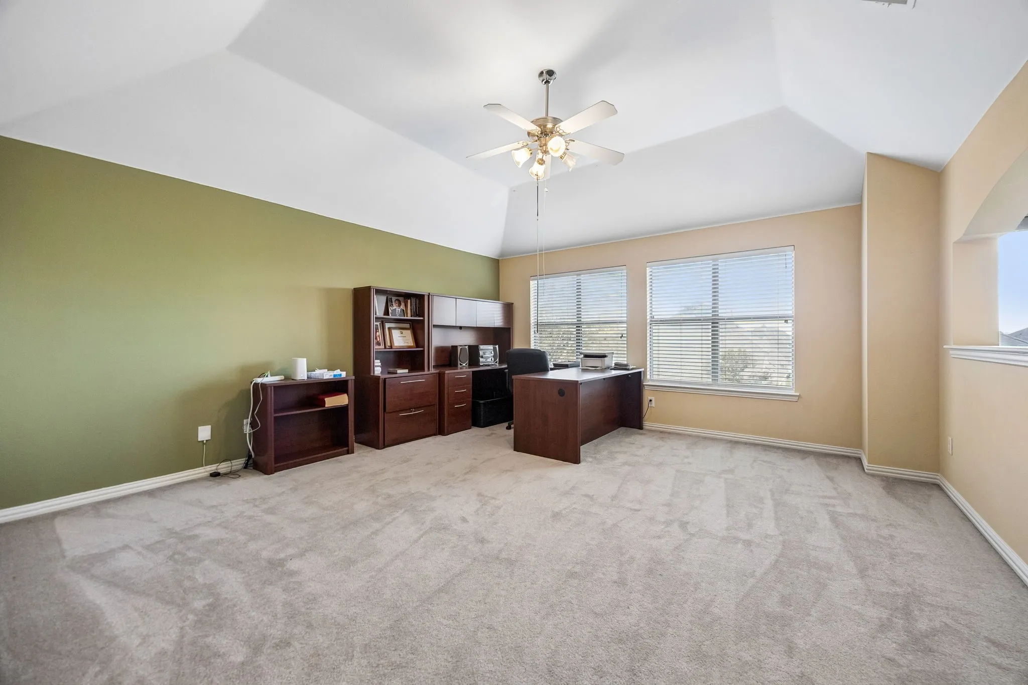 Single Family Residence For Sale in Collin County , 608 Saddlehorn Drive, Mc Kinney, Texas 75071, 4 Bedroom, 4 Bathroom, 2 Garage spaces, 3,394 Sqft, built in 2005, mls#21384421, Real Estate Agent in Mc Kinney, Homes For Sale in Collin county, Homes For Sale in Mc Kinney, Realtor in Mc Kinney Texas, Real Estate Brokerage Independent Realty Texas, Luminita Cordes Realtor