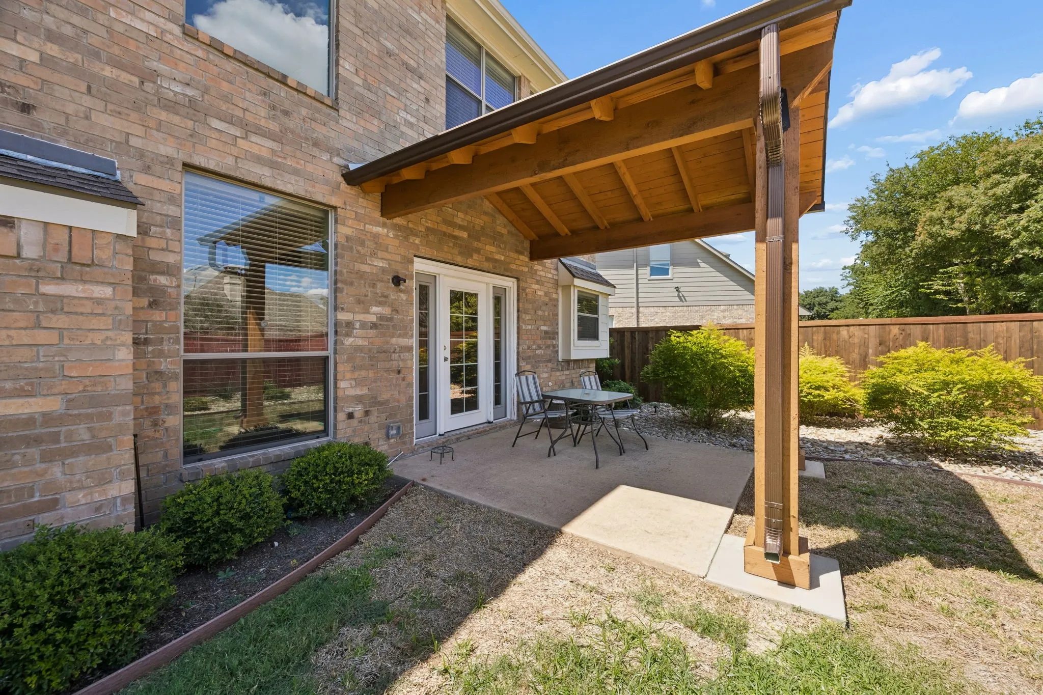 Single Family Residence For Sale in Collin County , 608 Saddlehorn Drive, Mc Kinney, Texas 75071, 4 Bedroom, 4 Bathroom, 2 Garage spaces, 3,394 Sqft, built in 2005, mls#21384421, Real Estate Agent in Mc Kinney, Homes For Sale in Collin county, Homes For Sale in Mc Kinney, Realtor in Mc Kinney Texas, Real Estate Brokerage Independent Realty Texas, Luminita Cordes Realtor