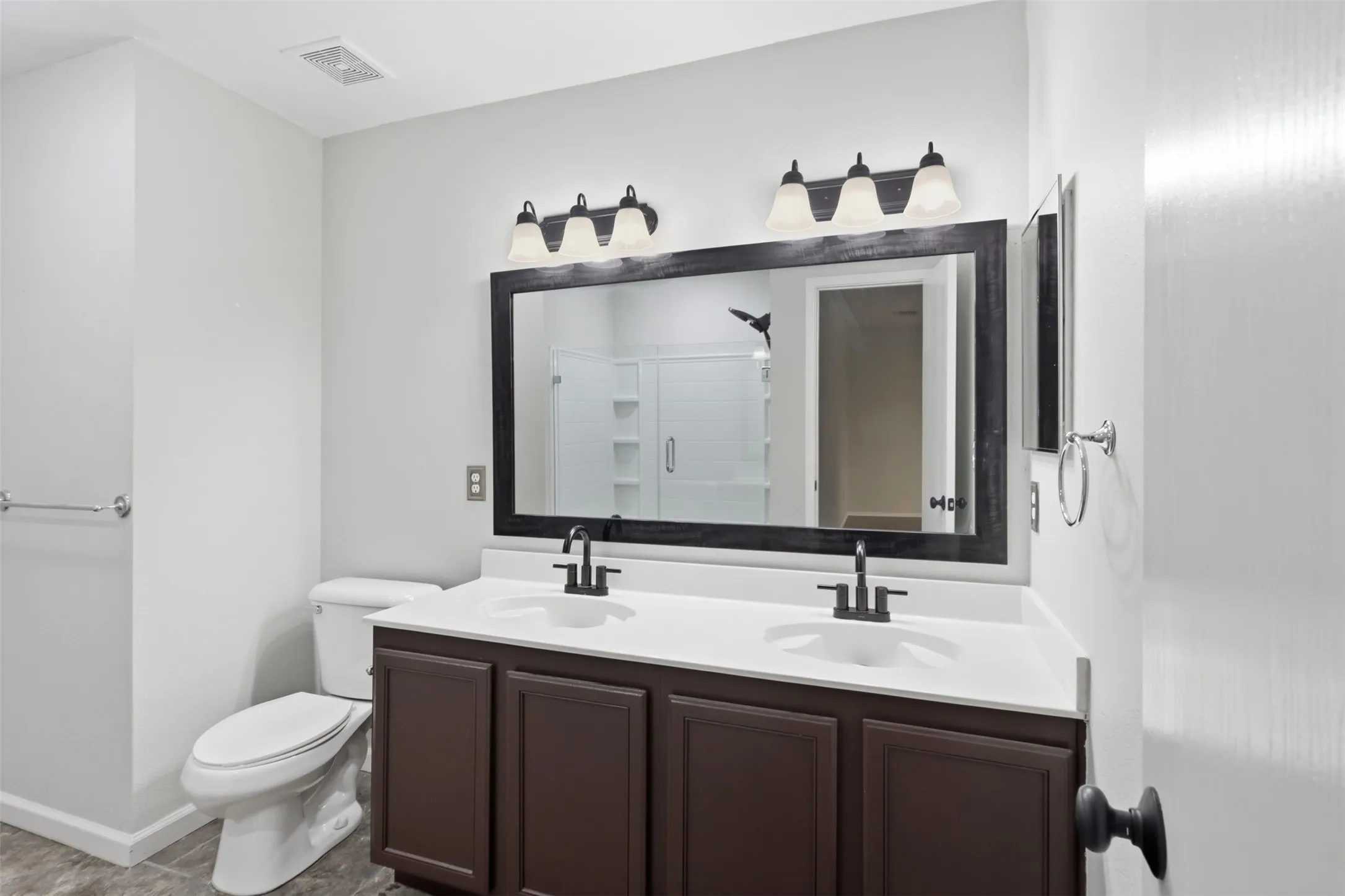 Single Family Residence For Rent in Collin County , 9582 Rosedale Drive, Frisco, Texas 75035, 4 Bedroom, 2 Bathroom, 2 Garage spaces, 2,064 Sqft, built in 2005, mls#21380481, Real Estate Agent in Frisco, Homes For Rent in Collin county, Homes For Rent in Frisco, Realtor in Frisco Texas, Real Estate Brokerage Independent Realty Texas, Luminita Cordes Realtor